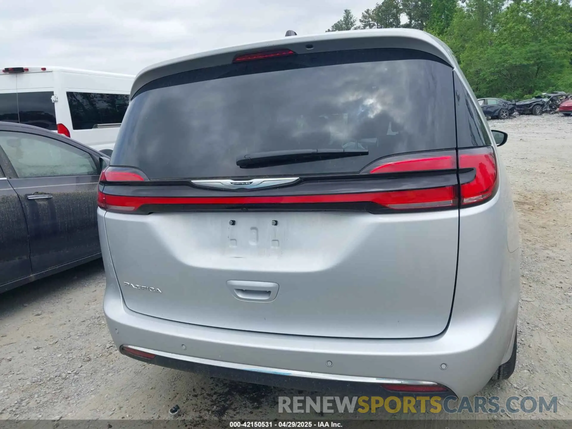 16 fotografías del automóvil dañado 2C4RC1BG8RR139066 CHRYSLER PACIFICA 2024