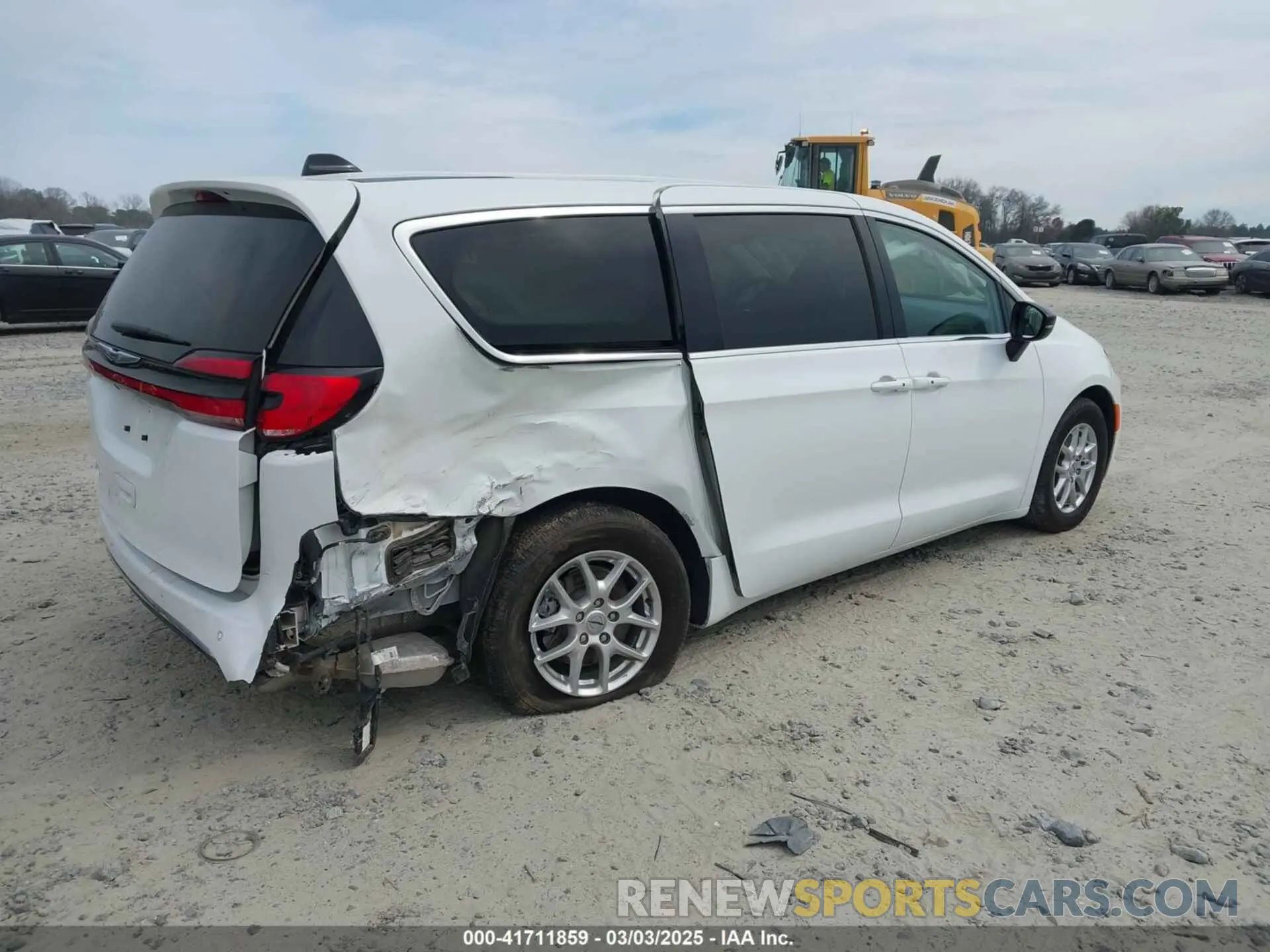 4 fotografías del automóvil dañado 2C4RC1BG8RR167501 CHRYSLER PACIFICA 2024