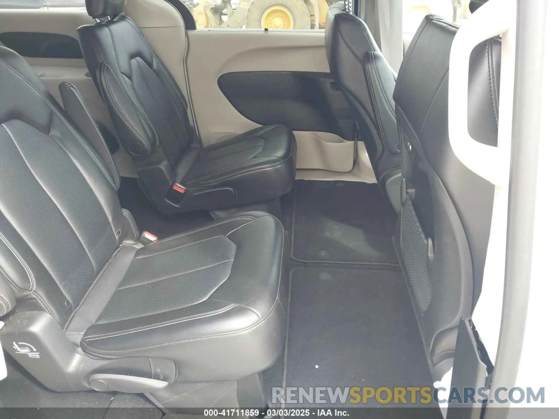 8 fotografías del automóvil dañado 2C4RC1BG8RR167501 CHRYSLER PACIFICA 2024