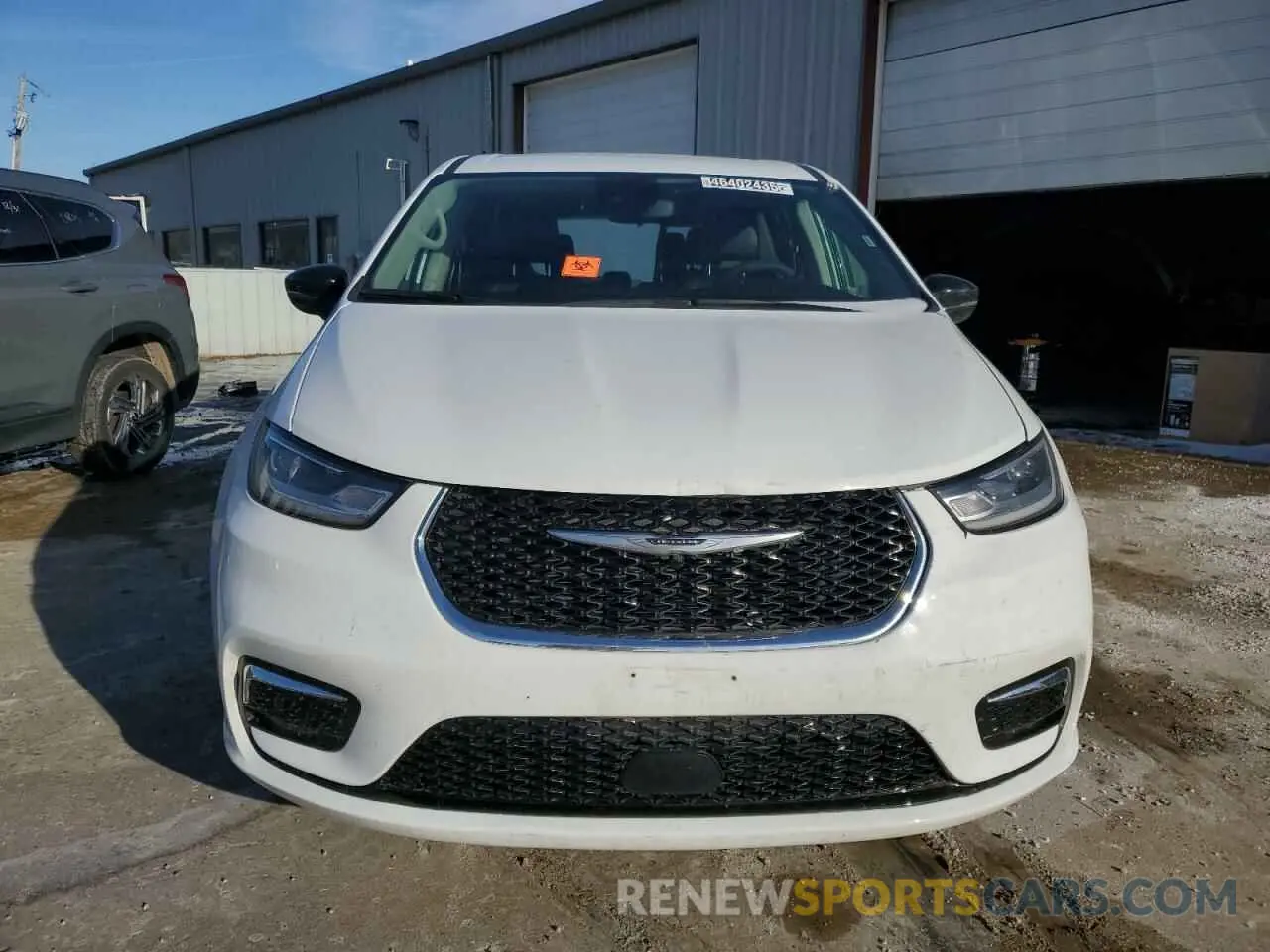 5 fotografías del automóvil dañado 2C4RC1BG9RR119165 CHRYSLER PACIFICA 2024