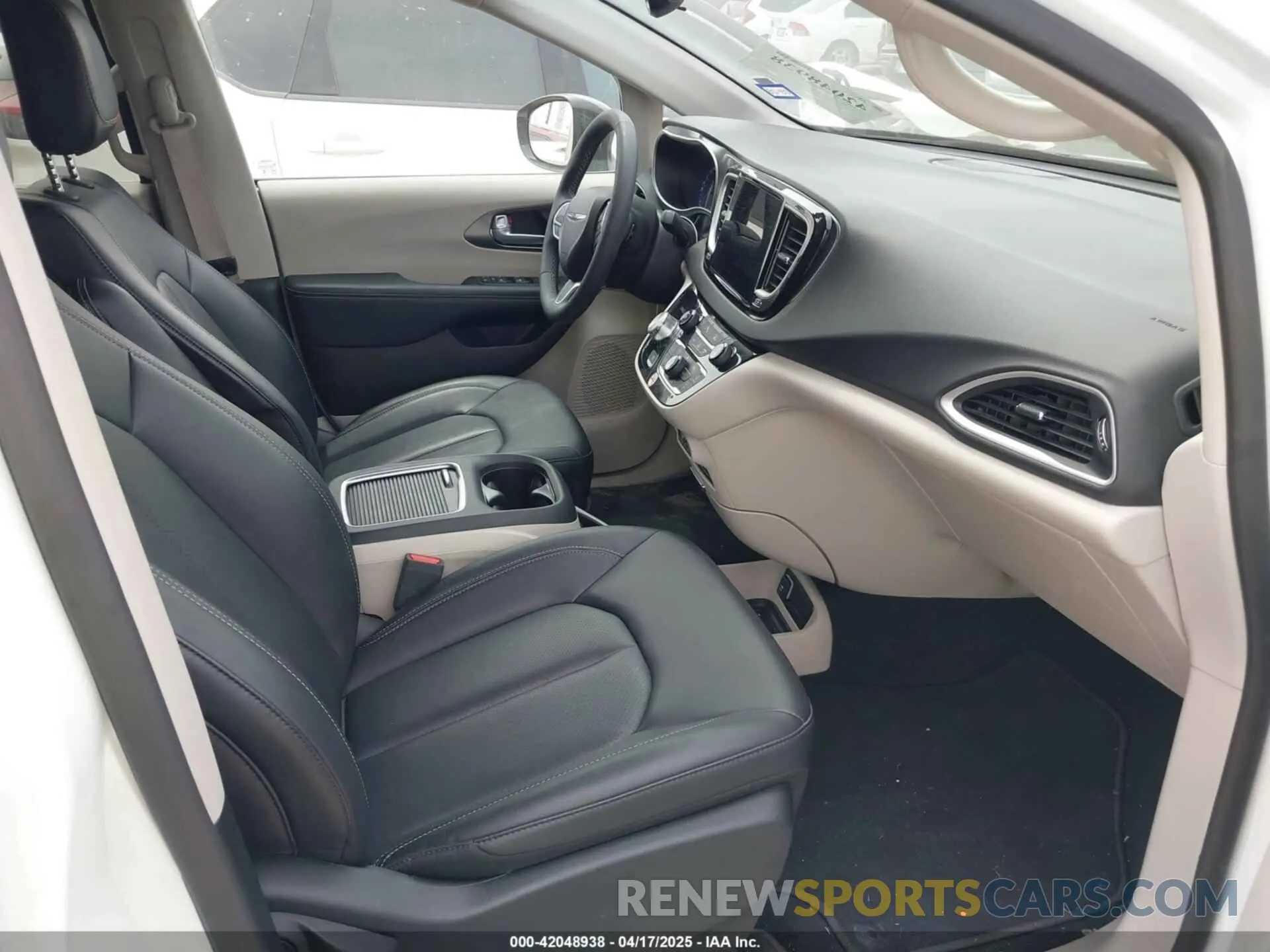 5 fotografías del automóvil dañado 2C4RC1BG9RR167328 CHRYSLER PACIFICA 2024