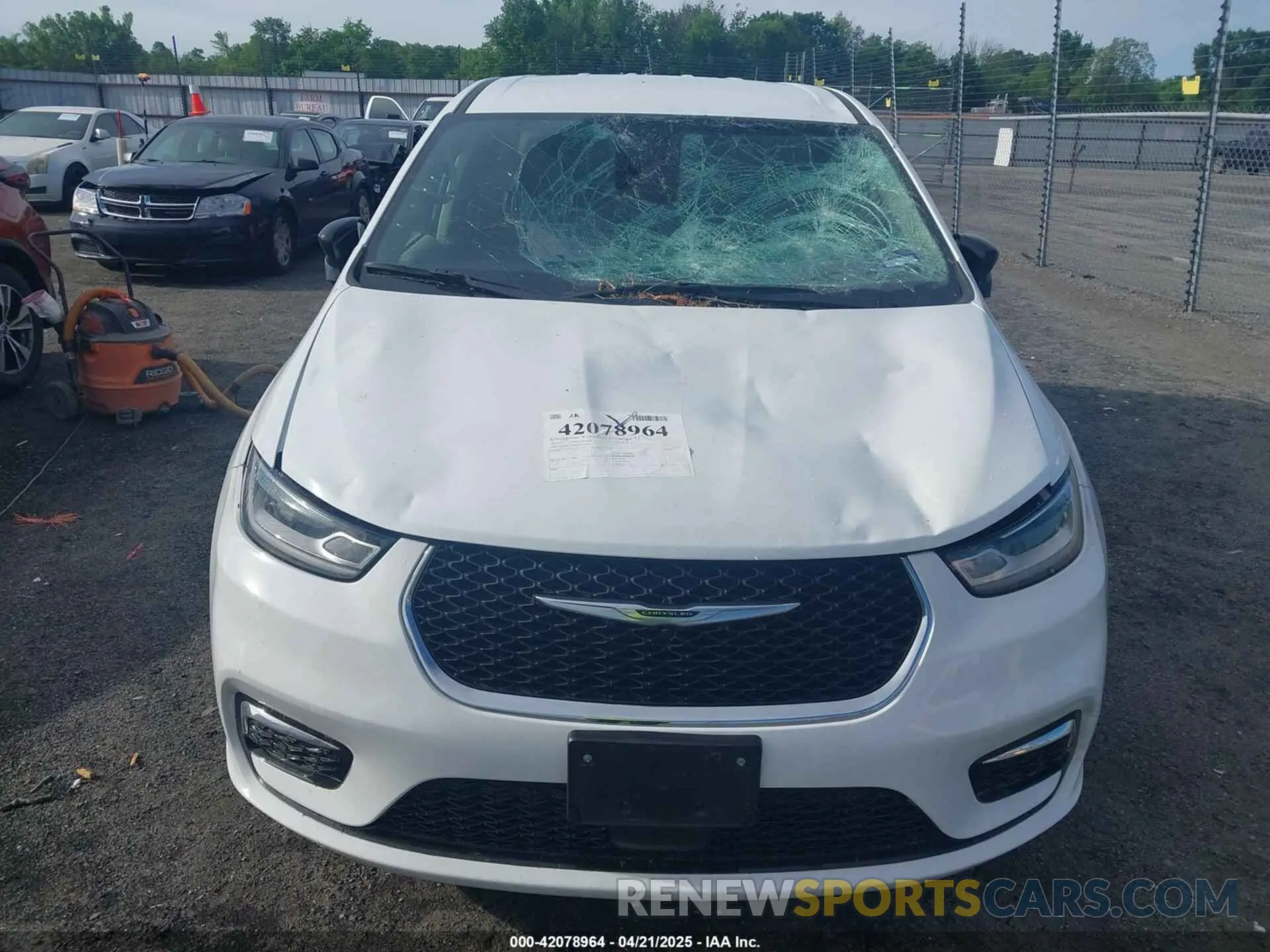6 fotografías del automóvil dañado 2C4RC1BGXRR124925 CHRYSLER PACIFICA 2024