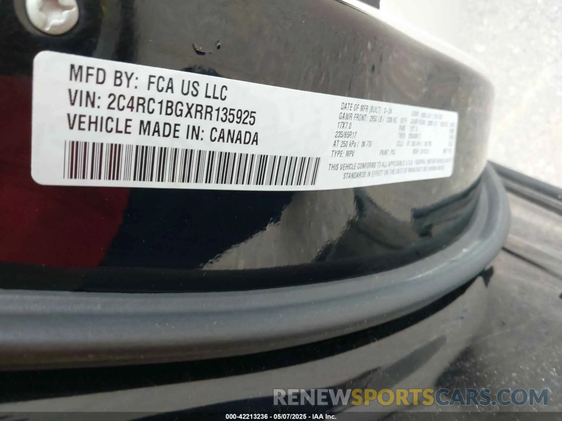 9 fotografías del automóvil dañado 2C4RC1BGXRR135925 CHRYSLER PACIFICA 2024