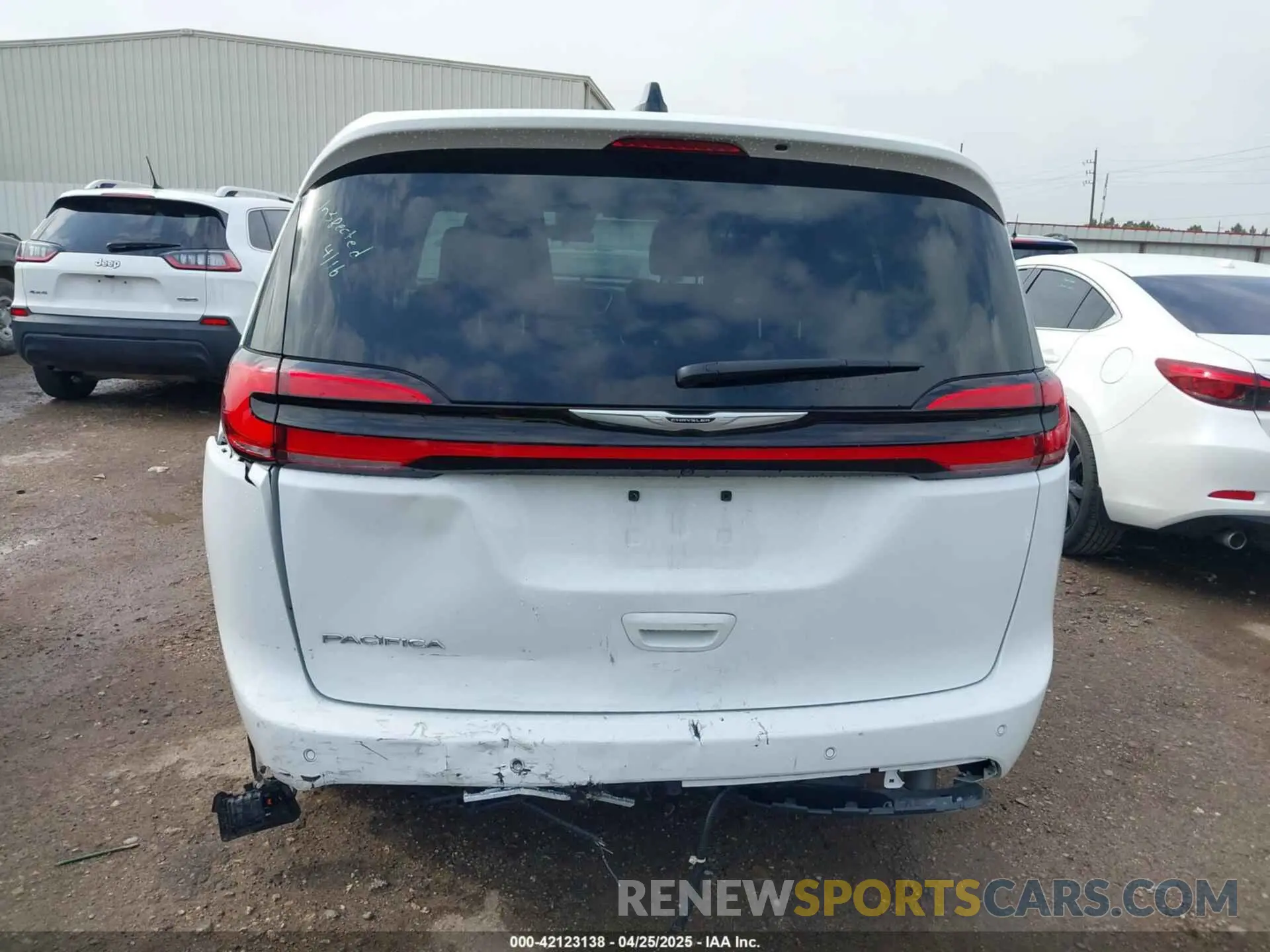 16 fotografías del automóvil dañado 2C4RC1BGXRR145399 CHRYSLER PACIFICA 2024