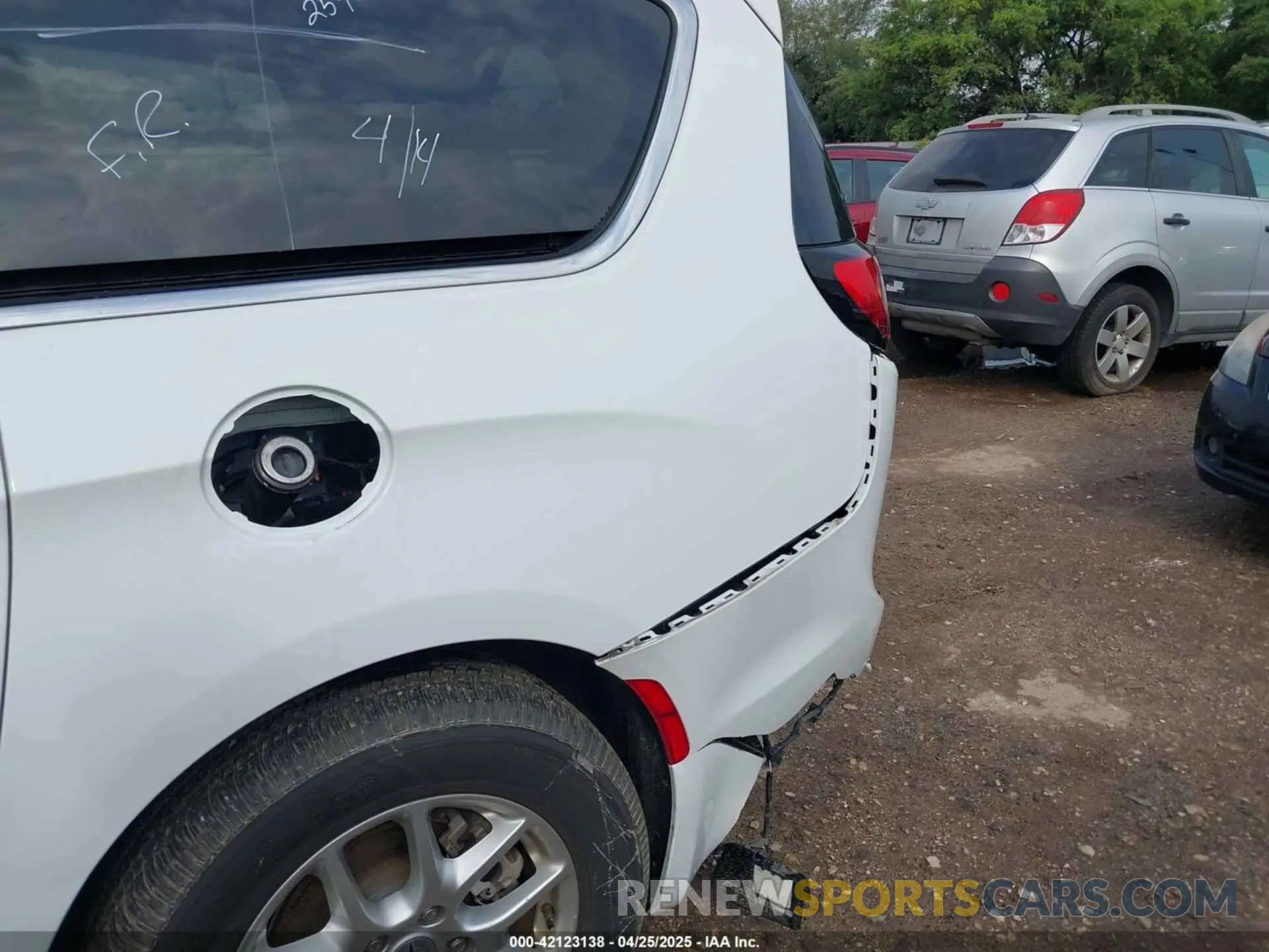 6 fotografías del automóvil dañado 2C4RC1BGXRR145399 CHRYSLER PACIFICA 2024