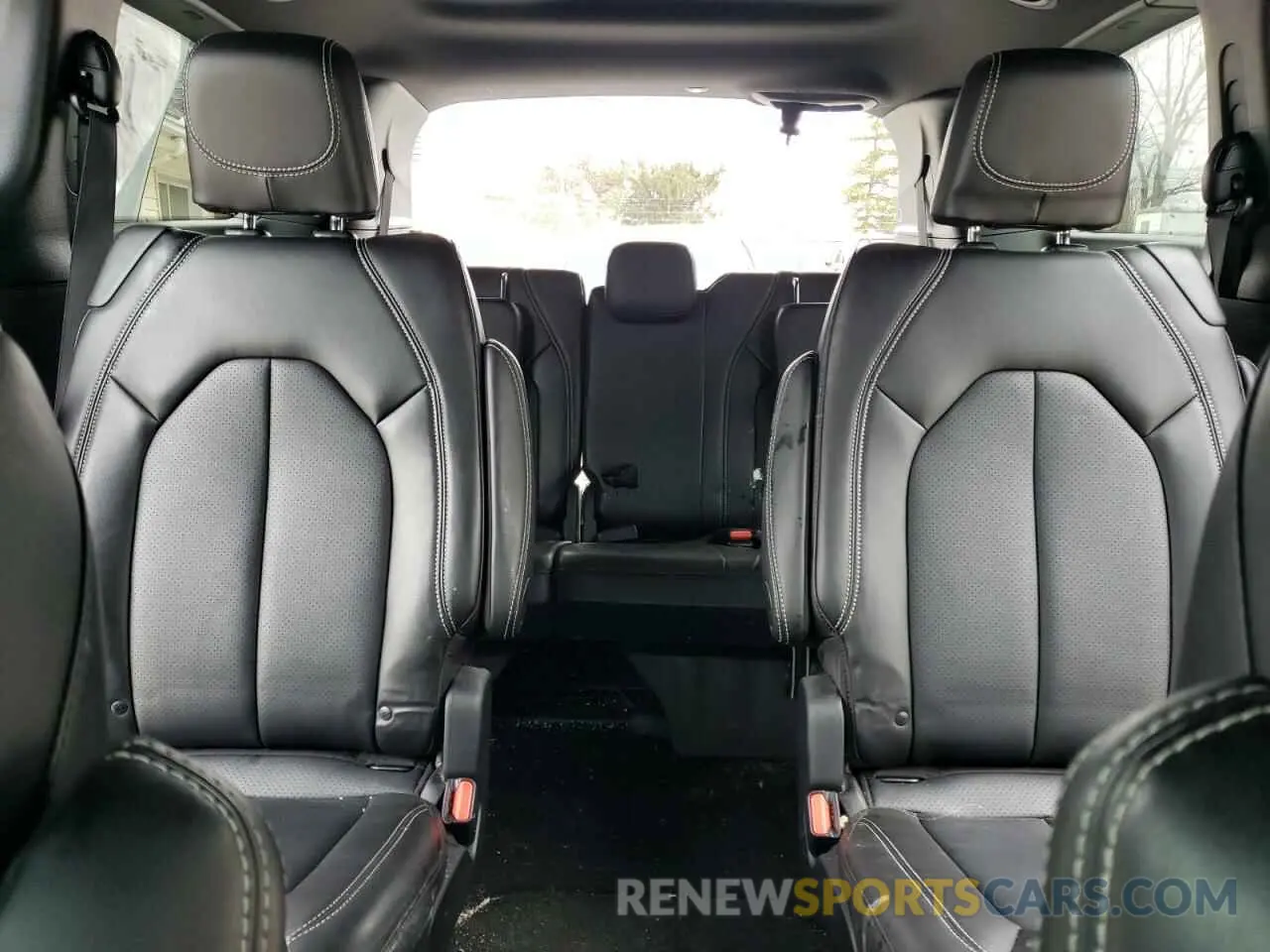 10 fotografías del automóvil dañado 2C4RC1BGXRR159903 CHRYSLER PACIFICA 2024