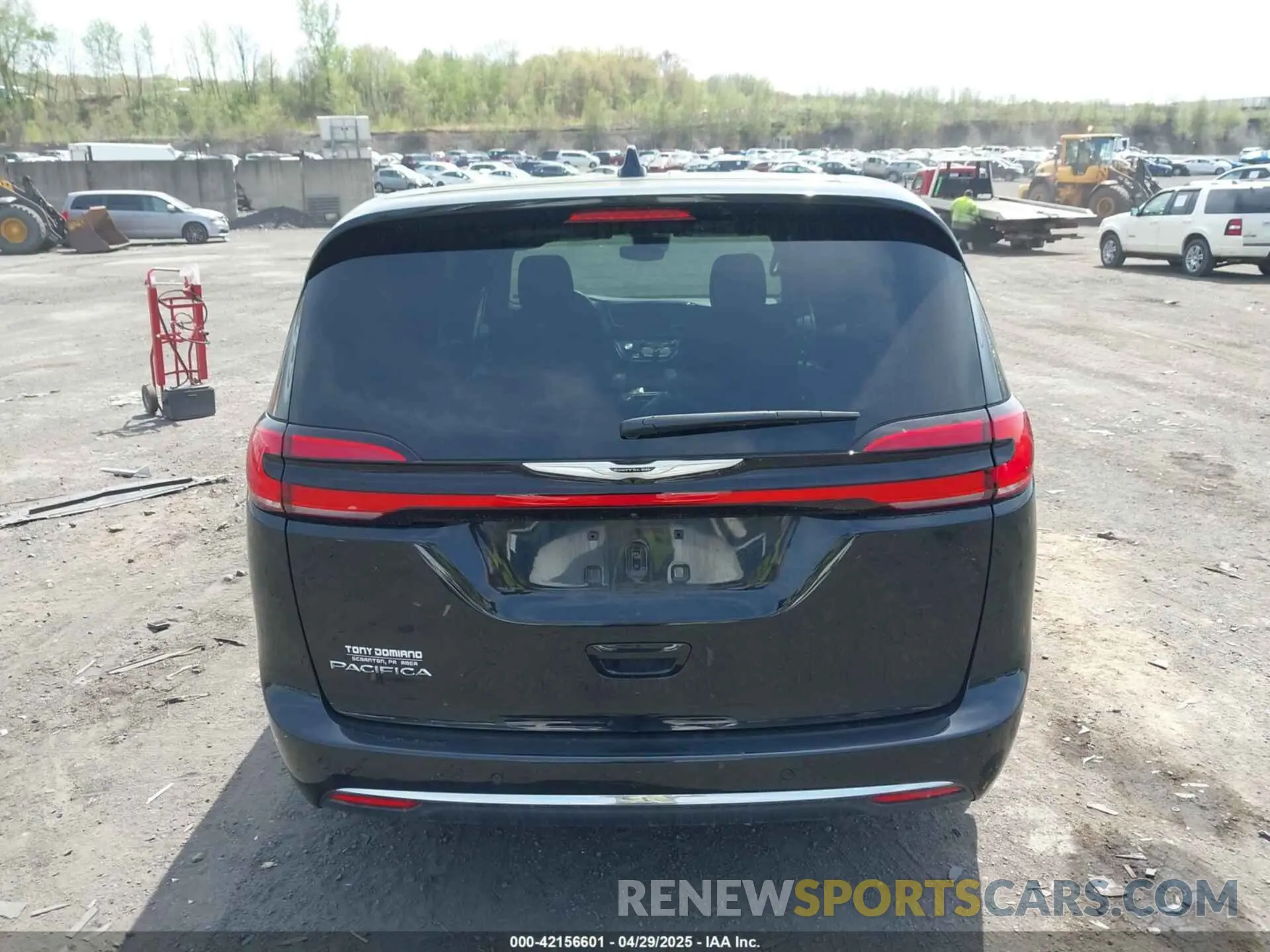 16 fotografías del automóvil dañado 2C4RC1FG3RR154388 CHRYSLER PACIFICA 2024