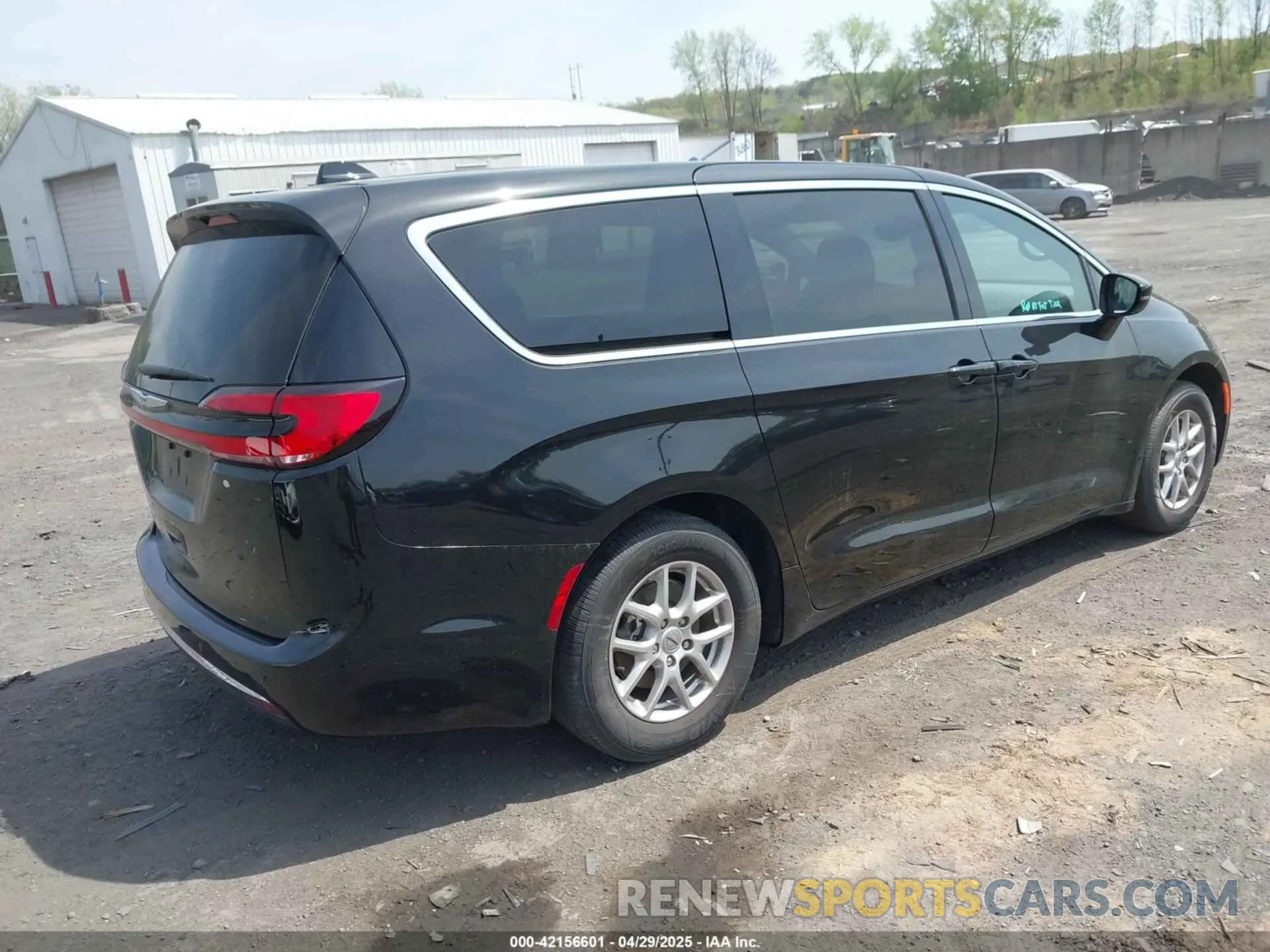4 fotografías del automóvil dañado 2C4RC1FG3RR154388 CHRYSLER PACIFICA 2024