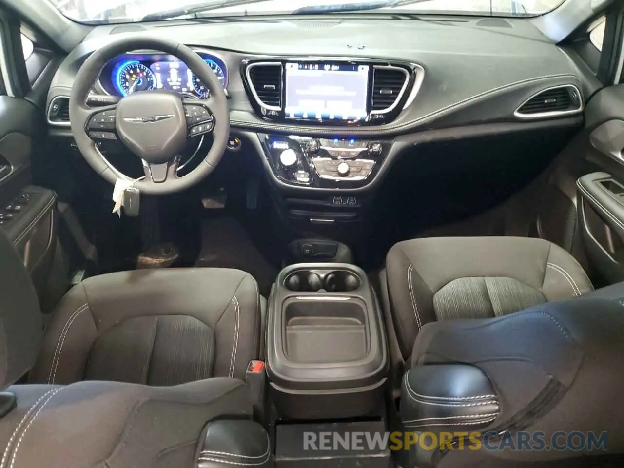 8 fotografías del automóvil dañado 2C4RC1FG5RR120601 CHRYSLER PACIFICA 2024