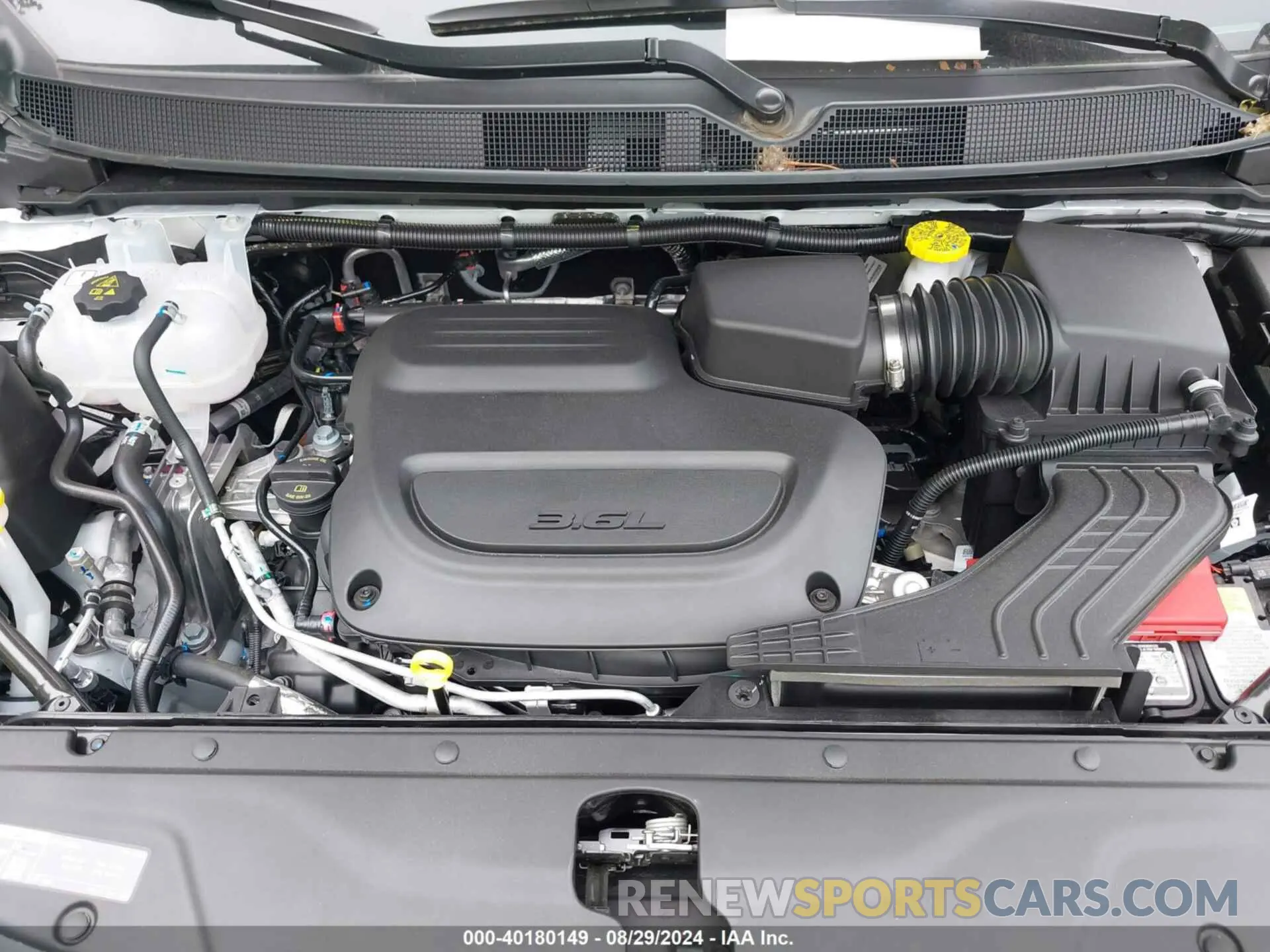10 fotografías del automóvil dañado 2C4RC1FG5RR122638 CHRYSLER PACIFICA 2024