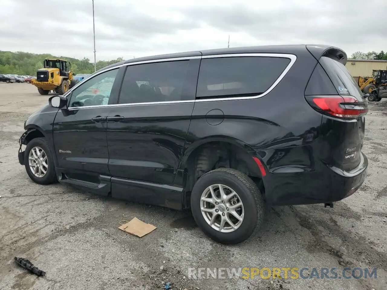 2 fotografías del automóvil dañado 2C4RC1FG8RR144018 CHRYSLER PACIFICA 2024