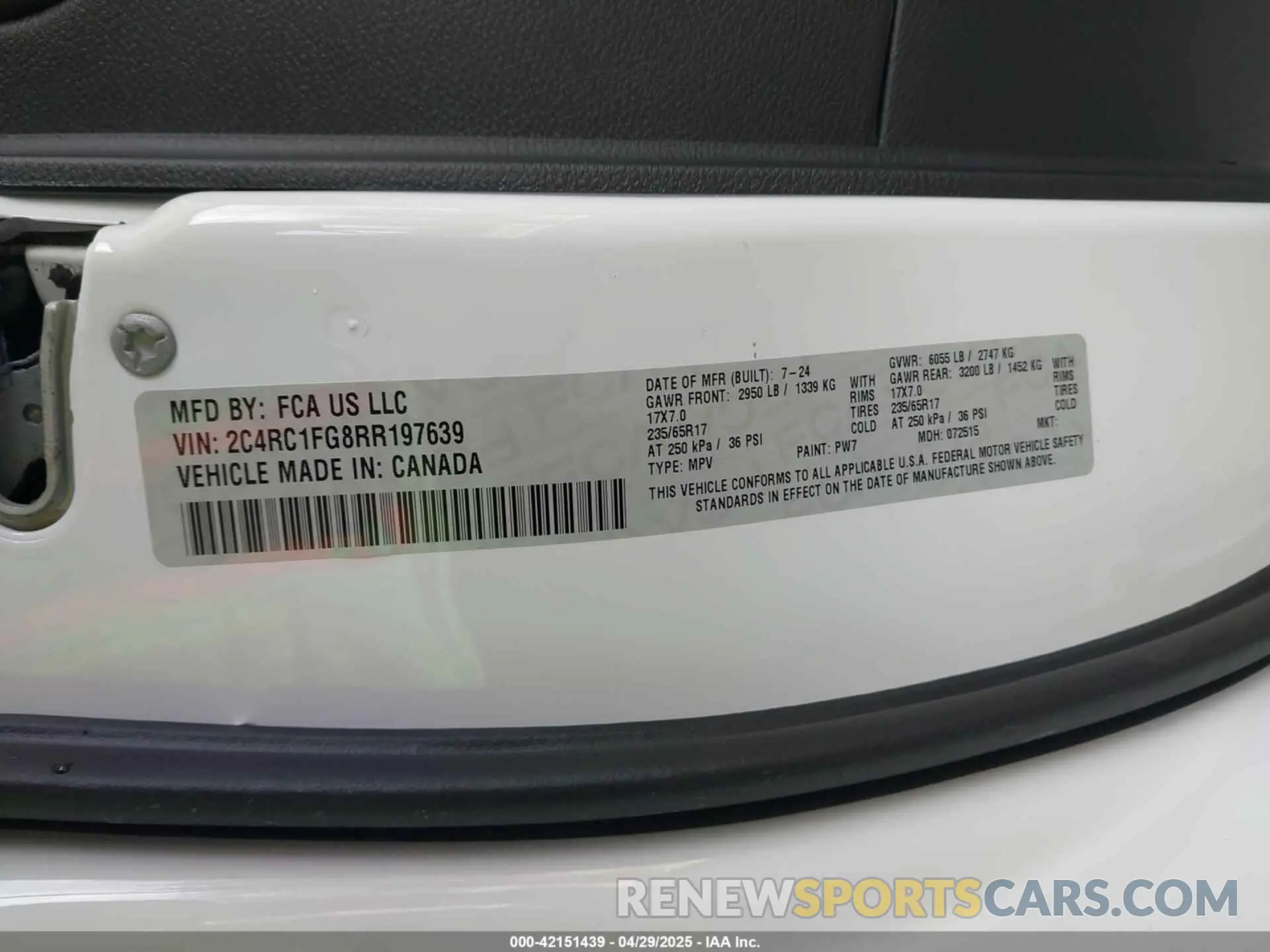 9 fotografías del automóvil dañado 2C4RC1FG8RR197639 CHRYSLER PACIFICA 2024
