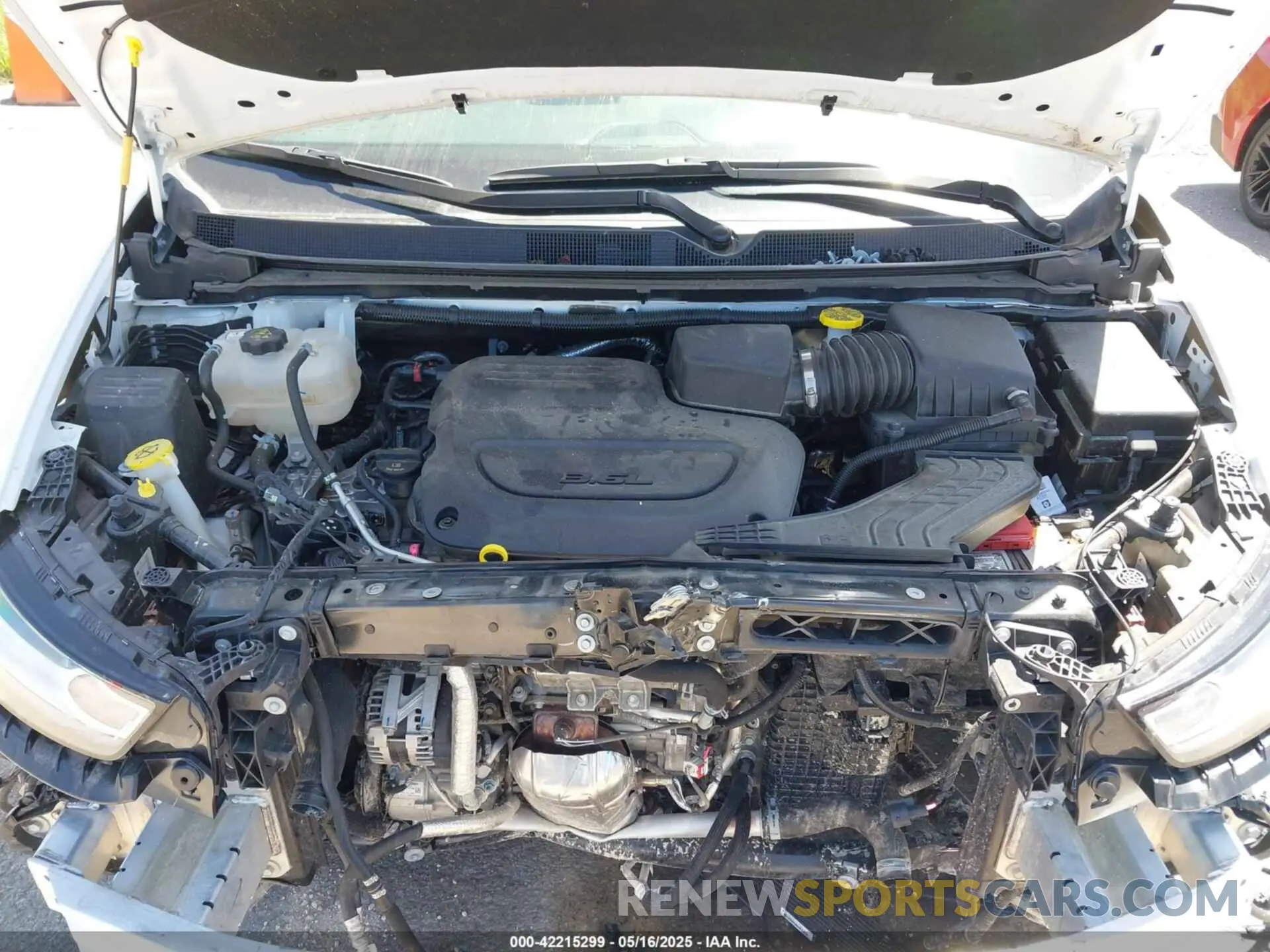 10 fotografías del automóvil dañado 2C4RC1FGXRR124465 CHRYSLER PACIFICA 2024