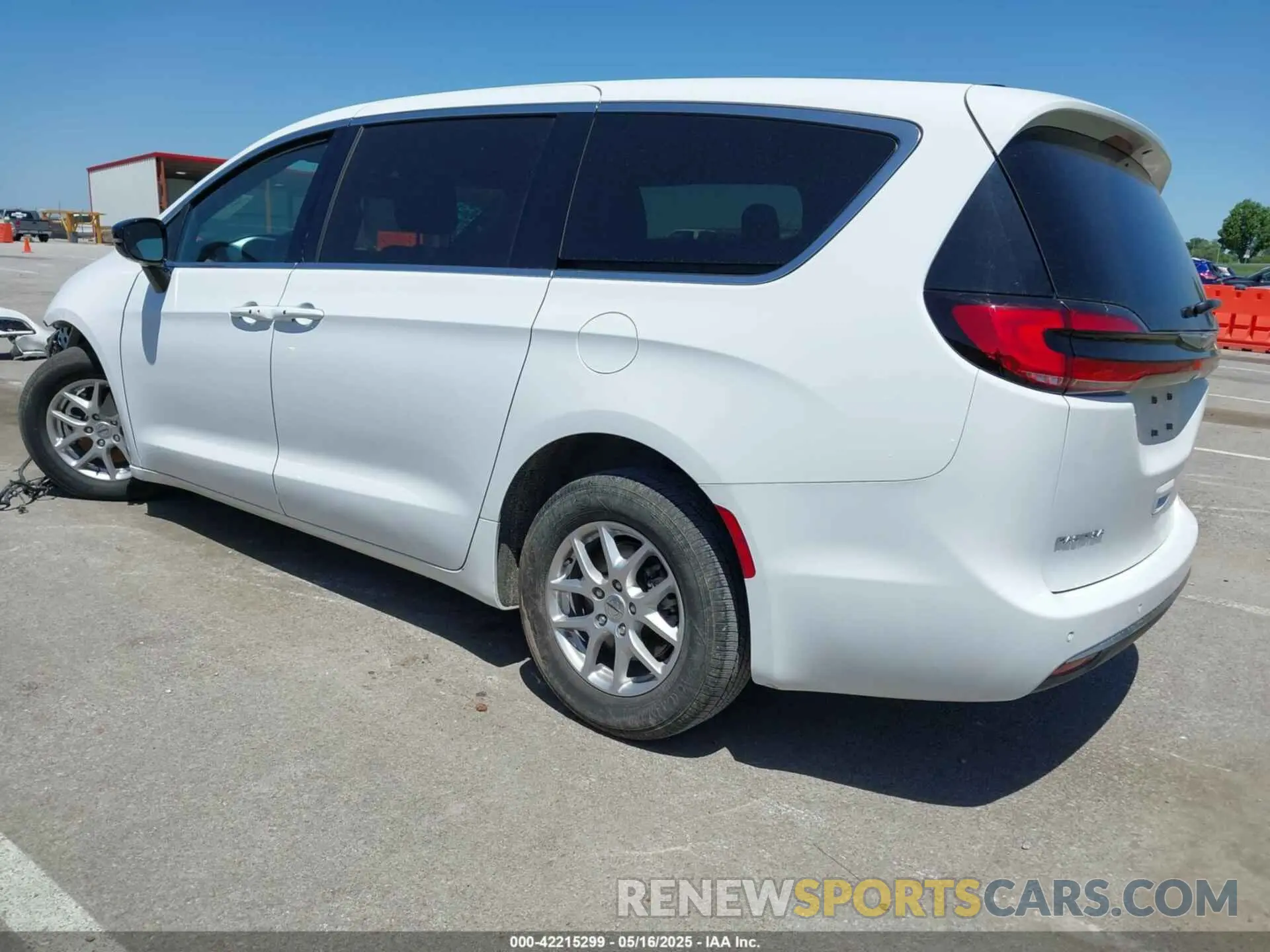 3 fotografías del automóvil dañado 2C4RC1FGXRR124465 CHRYSLER PACIFICA 2024
