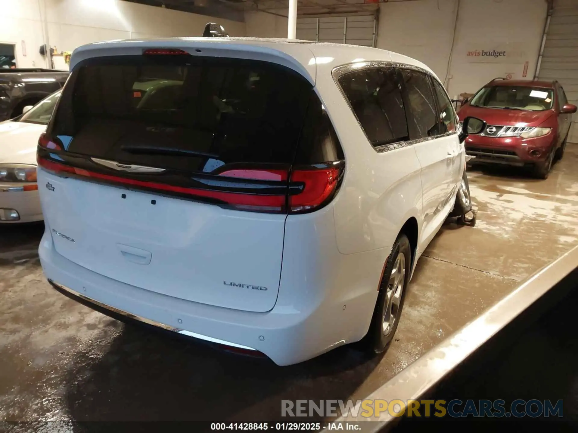 4 fotografías del automóvil dañado 2C4RC1GG9RR190455 CHRYSLER PACIFICA 2024