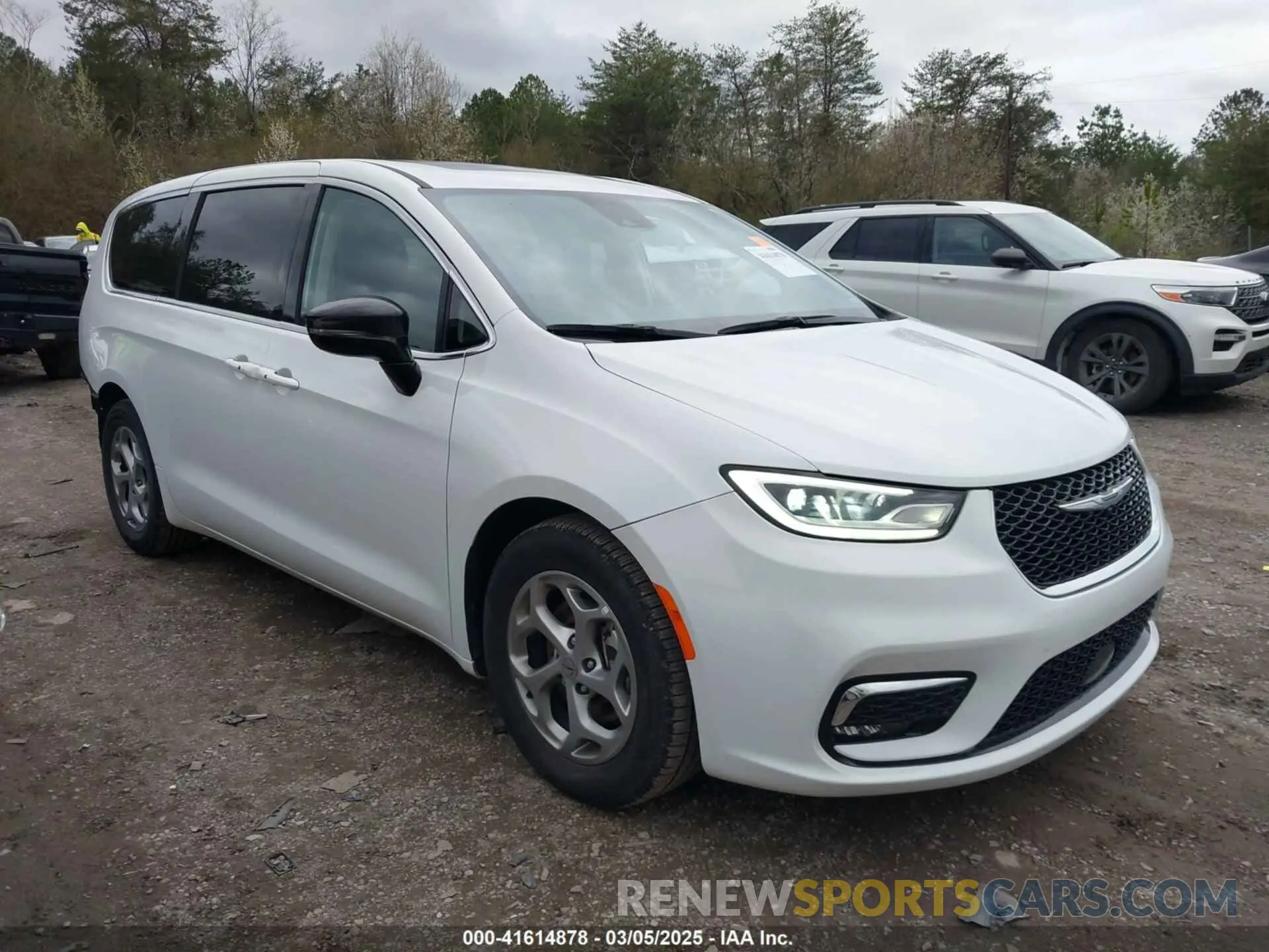 14 fotografías del automóvil dañado 2C4RC1GGXRR107034 CHRYSLER PACIFICA 2024