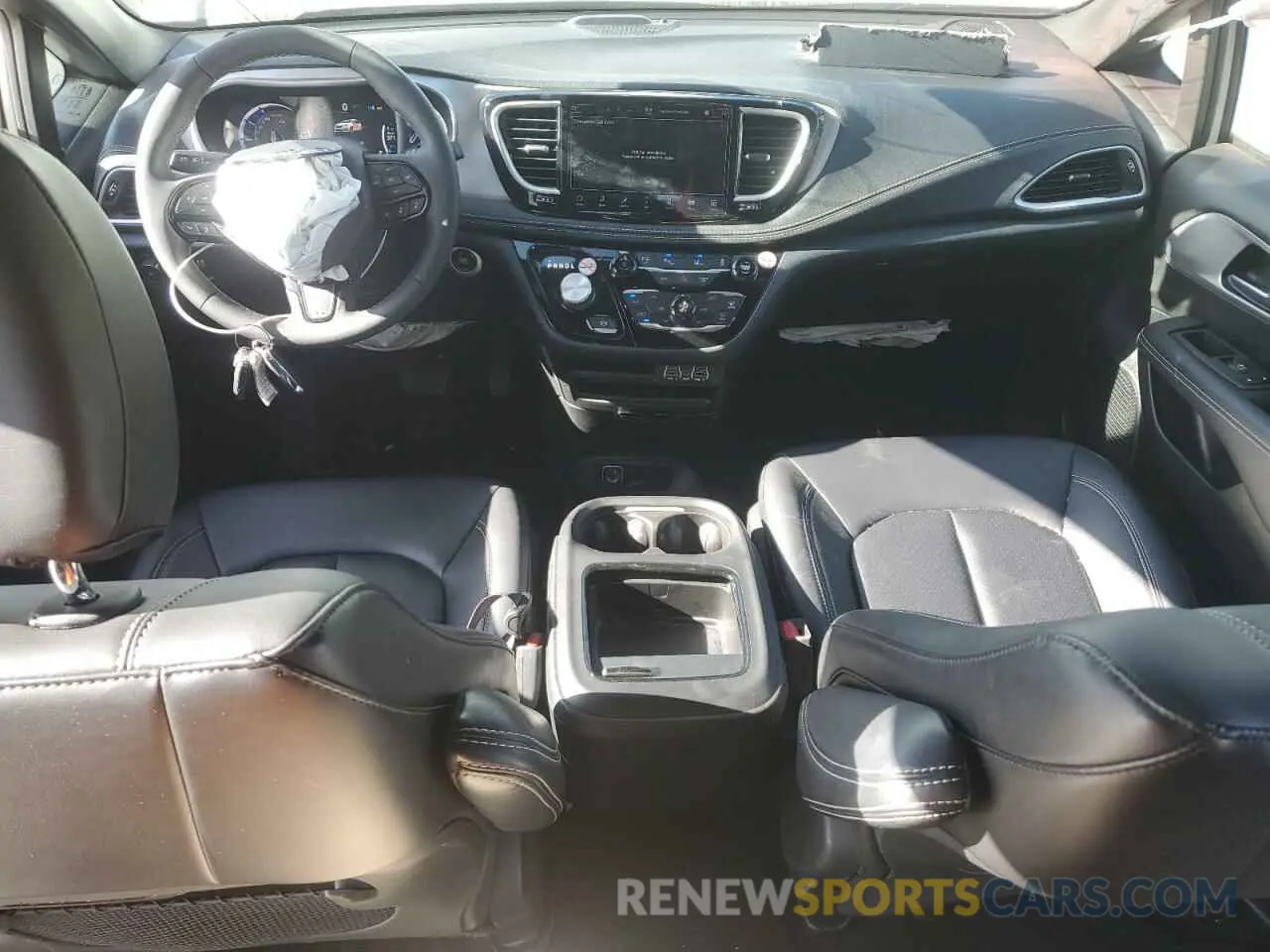 8 fotografías del automóvil dañado 2C4RC1S71RR111934 CHRYSLER PACIFICA 2024