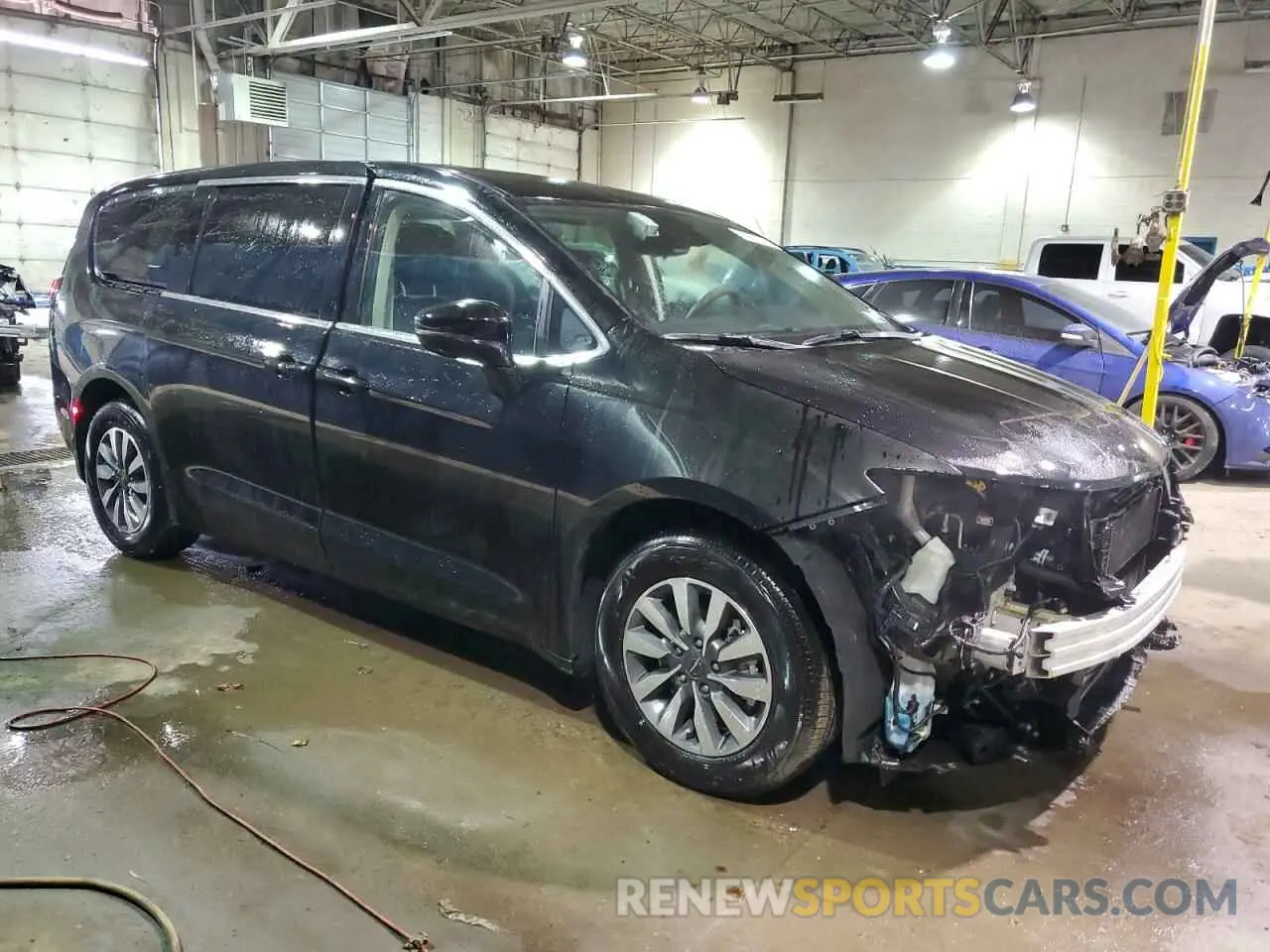 4 fotografías del automóvil dañado 2C4RC1S71RR130659 CHRYSLER PACIFICA 2024