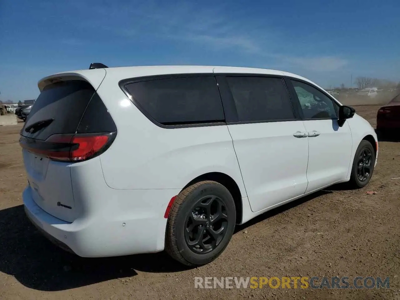 3 fotografías del automóvil dañado 2C4RC1S77RR138300 CHRYSLER PACIFICA 2024