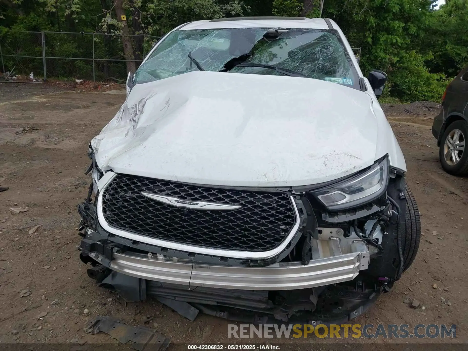 13 fotografías del automóvil dañado 2C4RC3BG0RR204617 CHRYSLER PACIFICA 2024