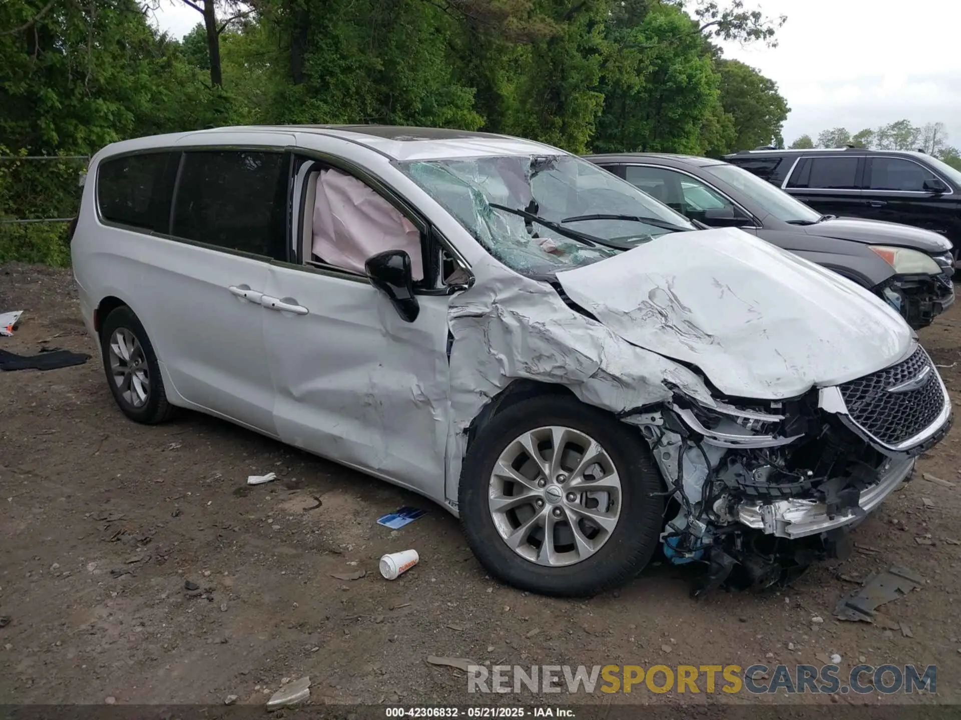 14 fotografías del automóvil dañado 2C4RC3BG0RR204617 CHRYSLER PACIFICA 2024