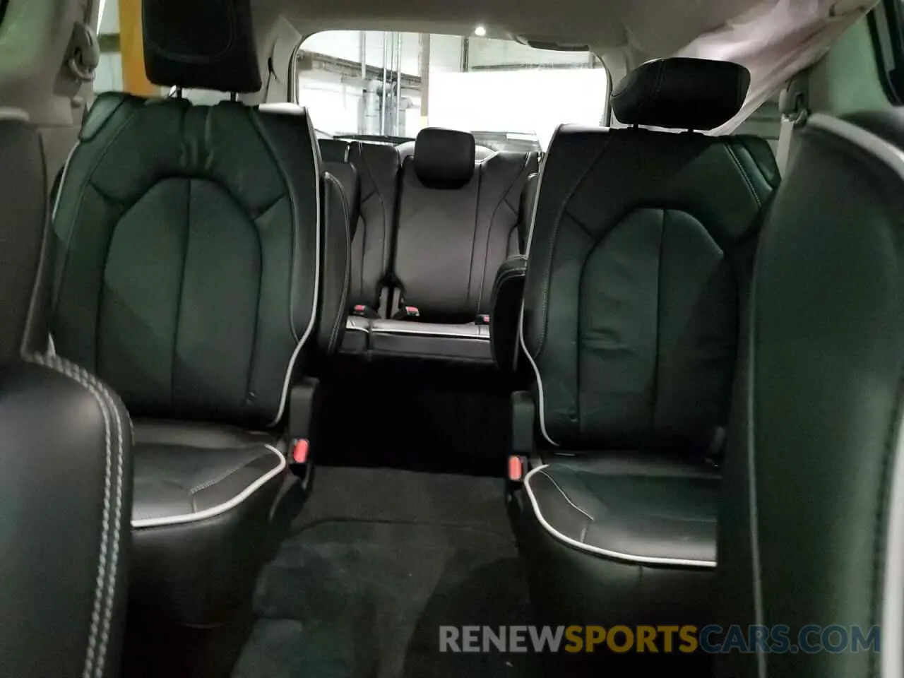 10 fotografías del automóvil dañado 2C4RC3GG8RR131084 CHRYSLER PACIFICA 2024