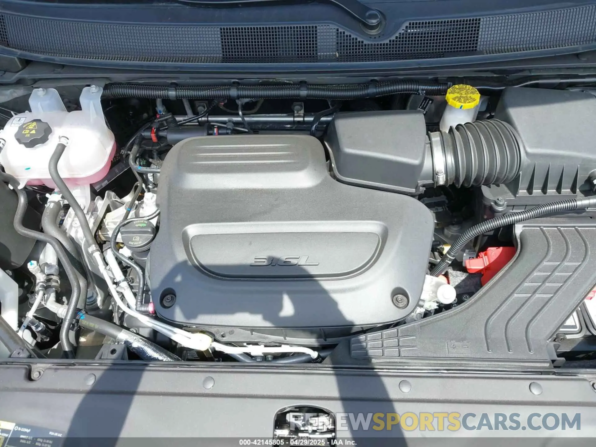 10 fotografías del automóvil dañado 2C4RC3PG6RR200340 CHRYSLER PACIFICA 2024