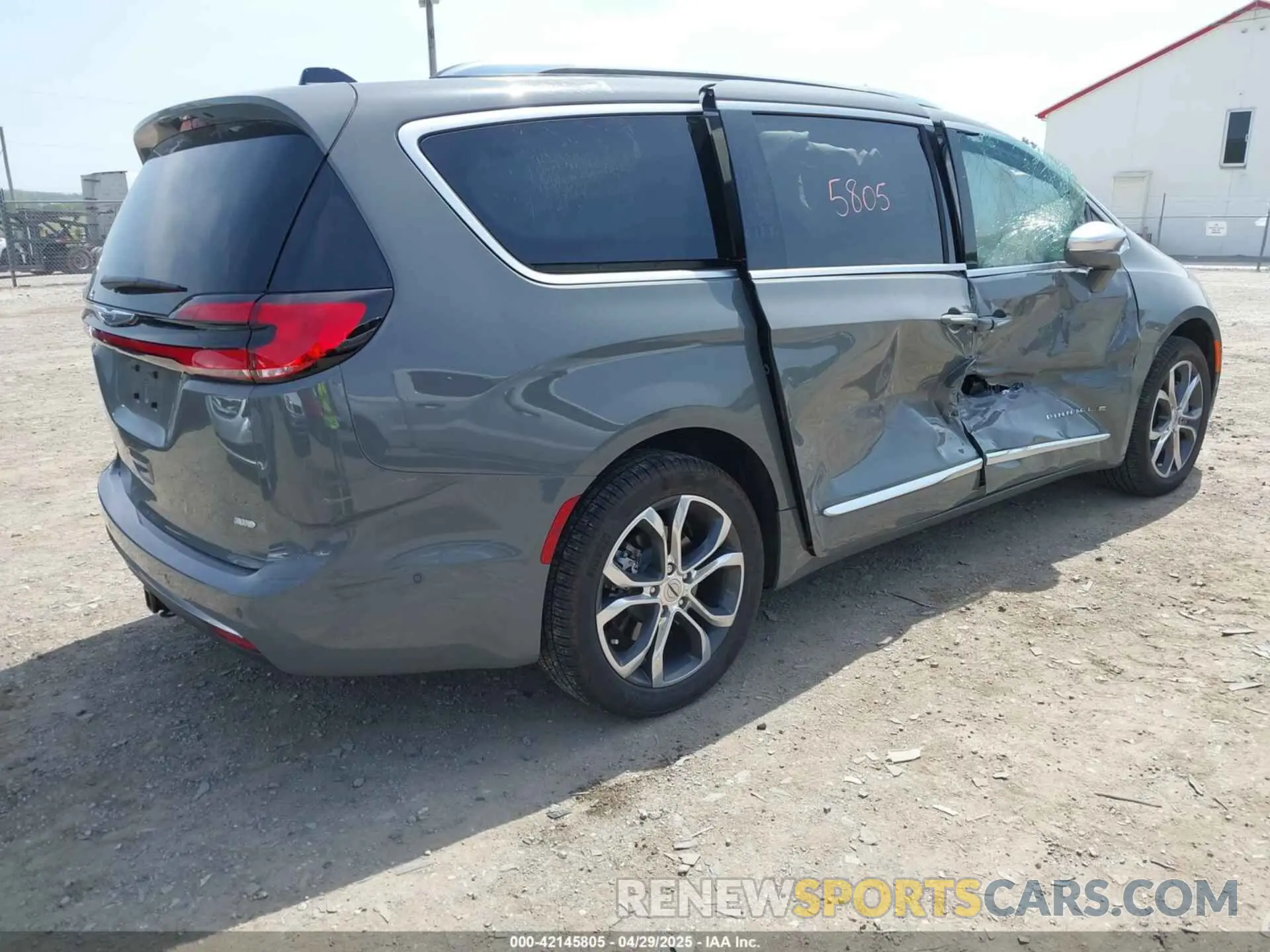4 fotografías del automóvil dañado 2C4RC3PG6RR200340 CHRYSLER PACIFICA 2024