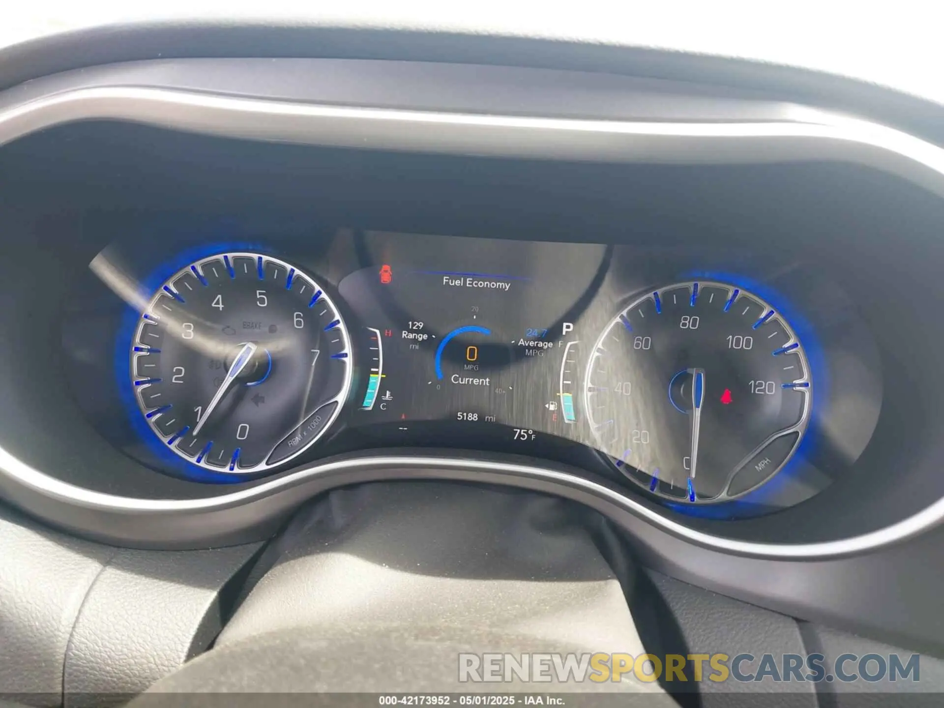 7 fotografías del automóvil dañado 2C4RC1BG1SR542831 CHRYSLER PACIFICA 2025