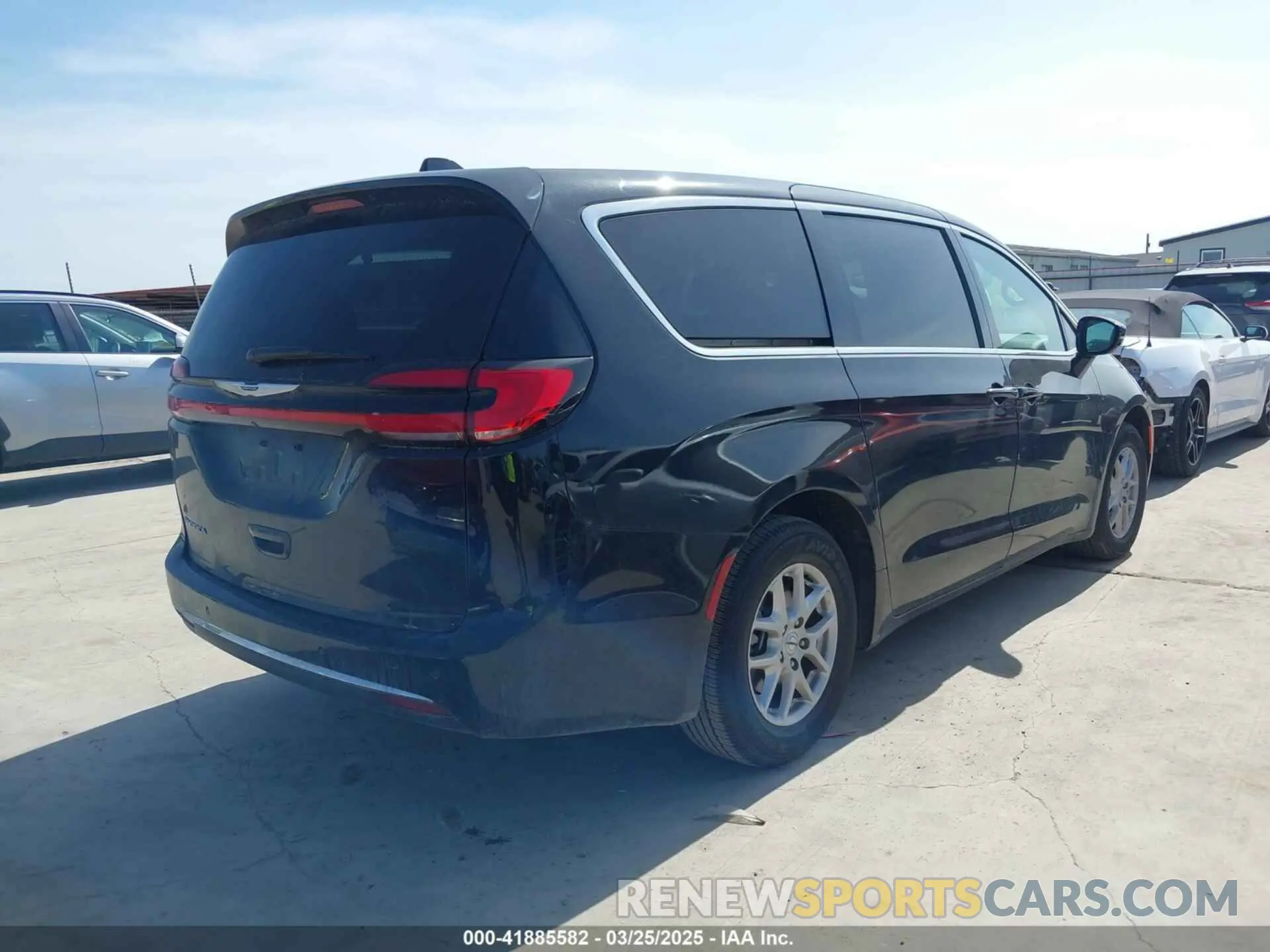 4 fotografías del automóvil dañado 2C4RC1BG2SR507313 CHRYSLER PACIFICA 2025