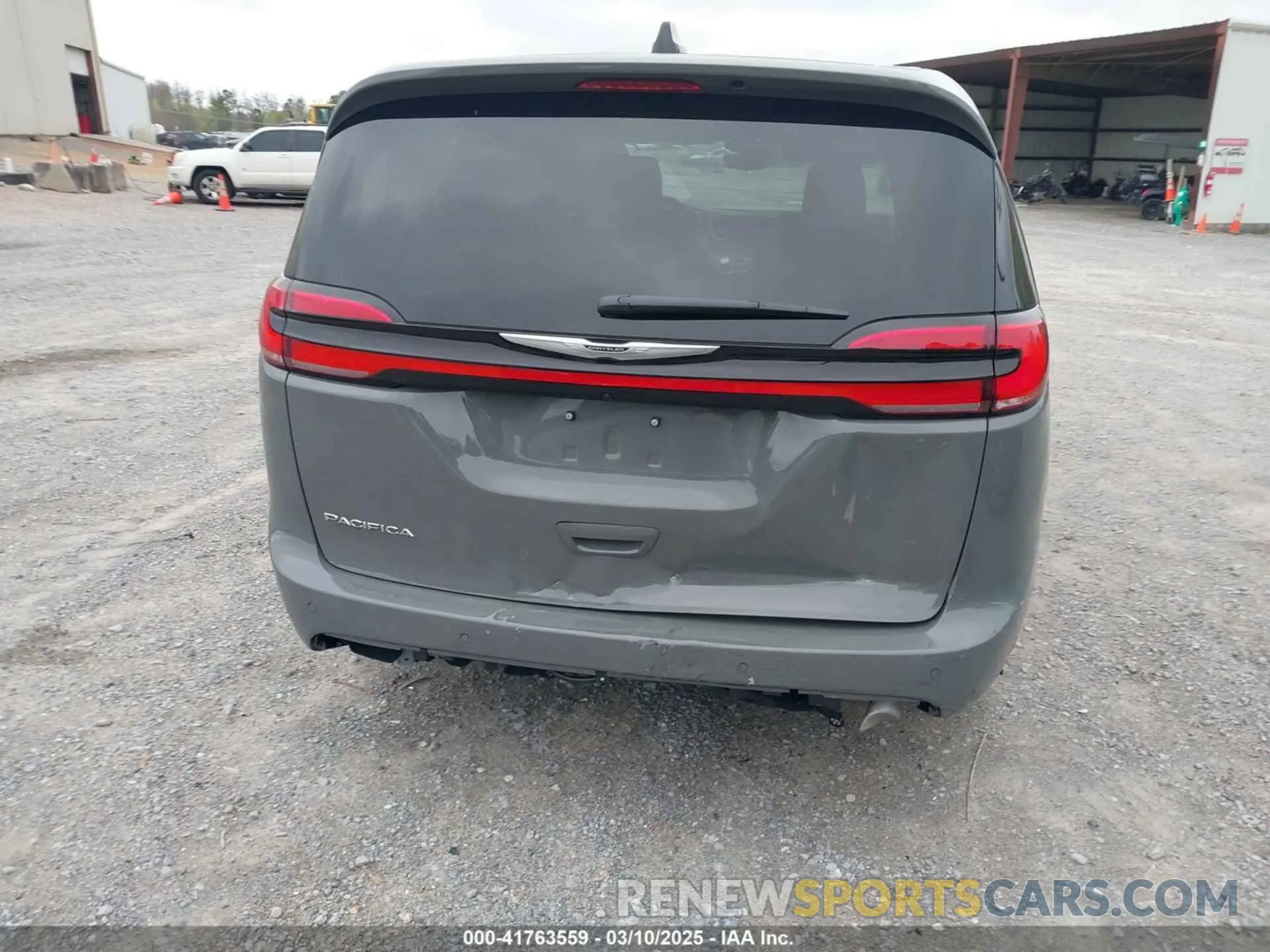 16 fotografías del automóvil dañado 2C4RC1BG5SR532478 CHRYSLER PACIFICA 2025