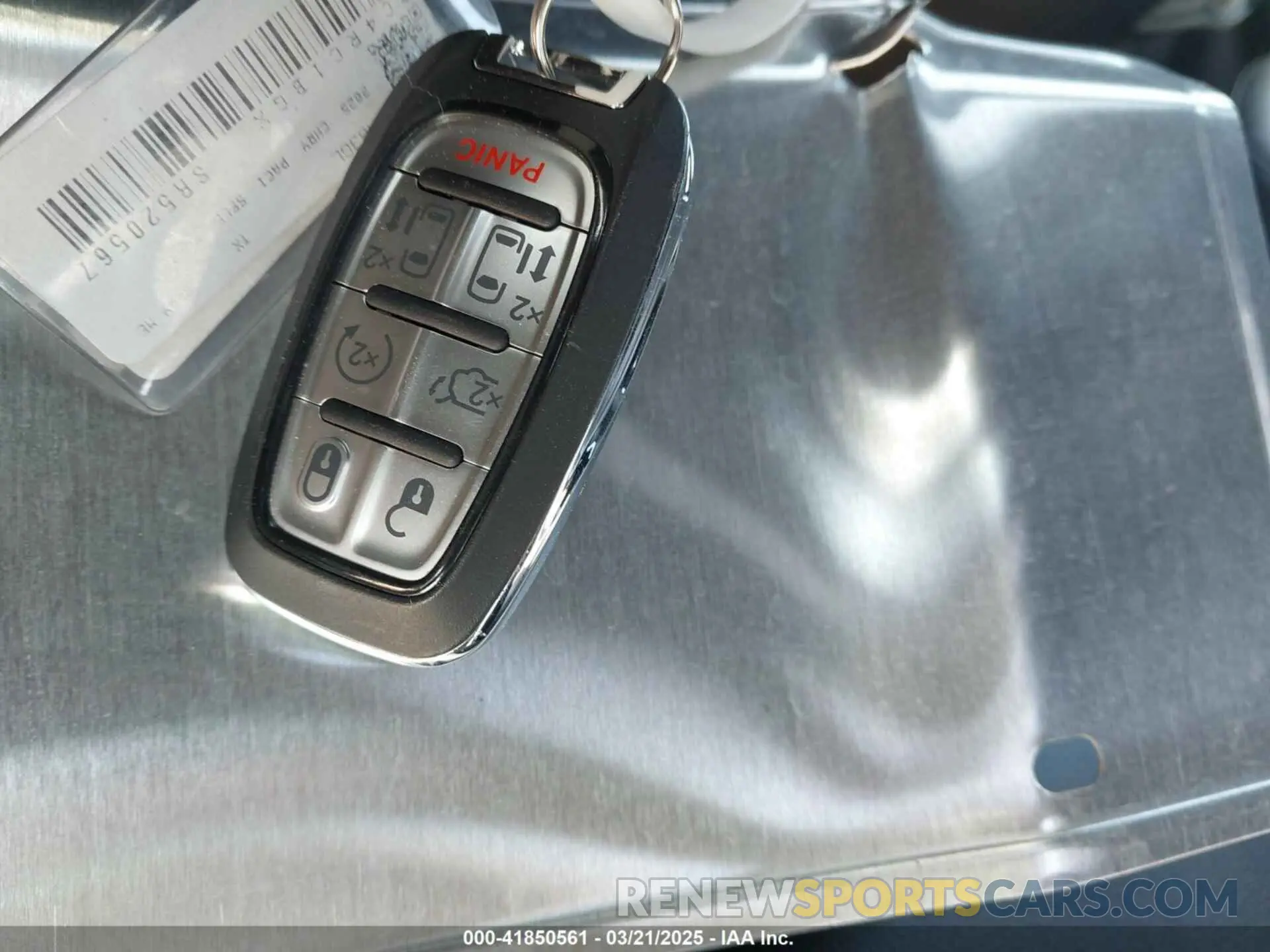 11 fotografías del automóvil dañado 2C4RC1BGXSR520567 CHRYSLER PACIFICA 2025