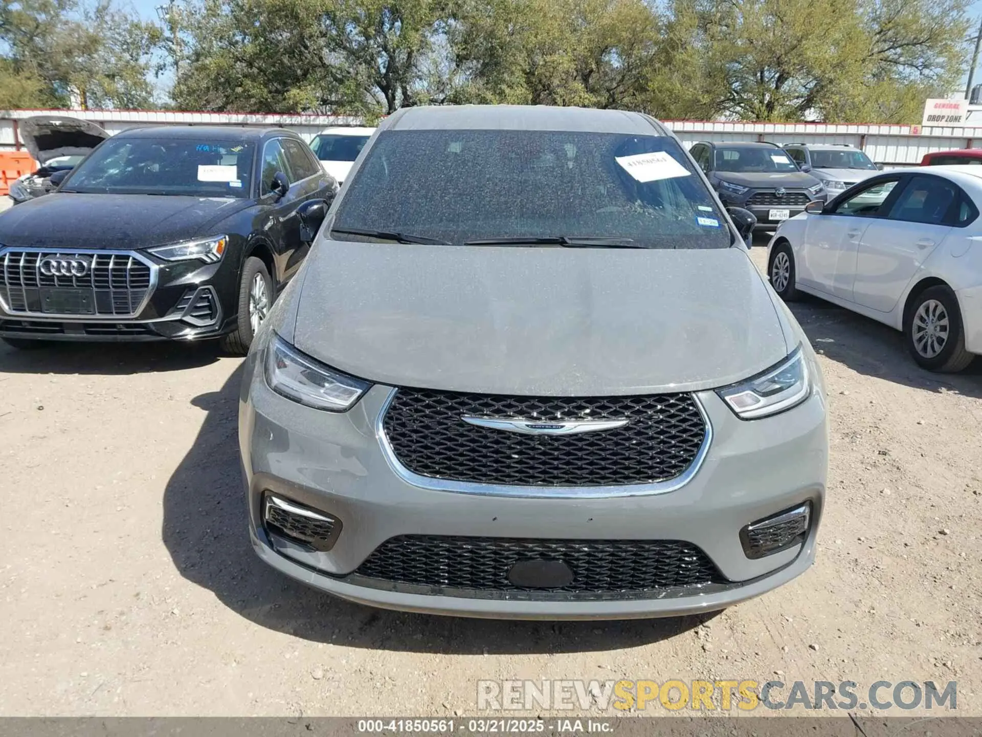 6 fotografías del automóvil dañado 2C4RC1BGXSR520567 CHRYSLER PACIFICA 2025