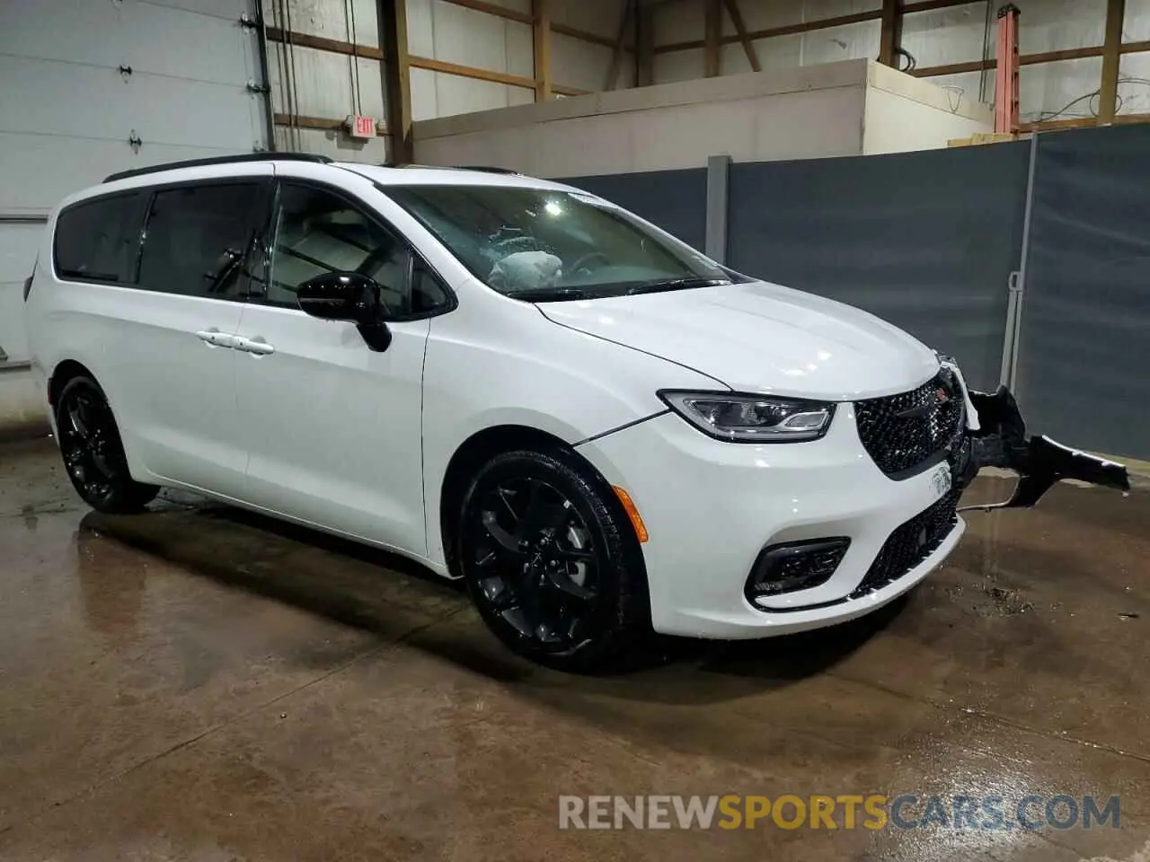 4 fotografías del automóvil dañado 2C4RC1GG1SR523754 CHRYSLER PACIFICA 2025