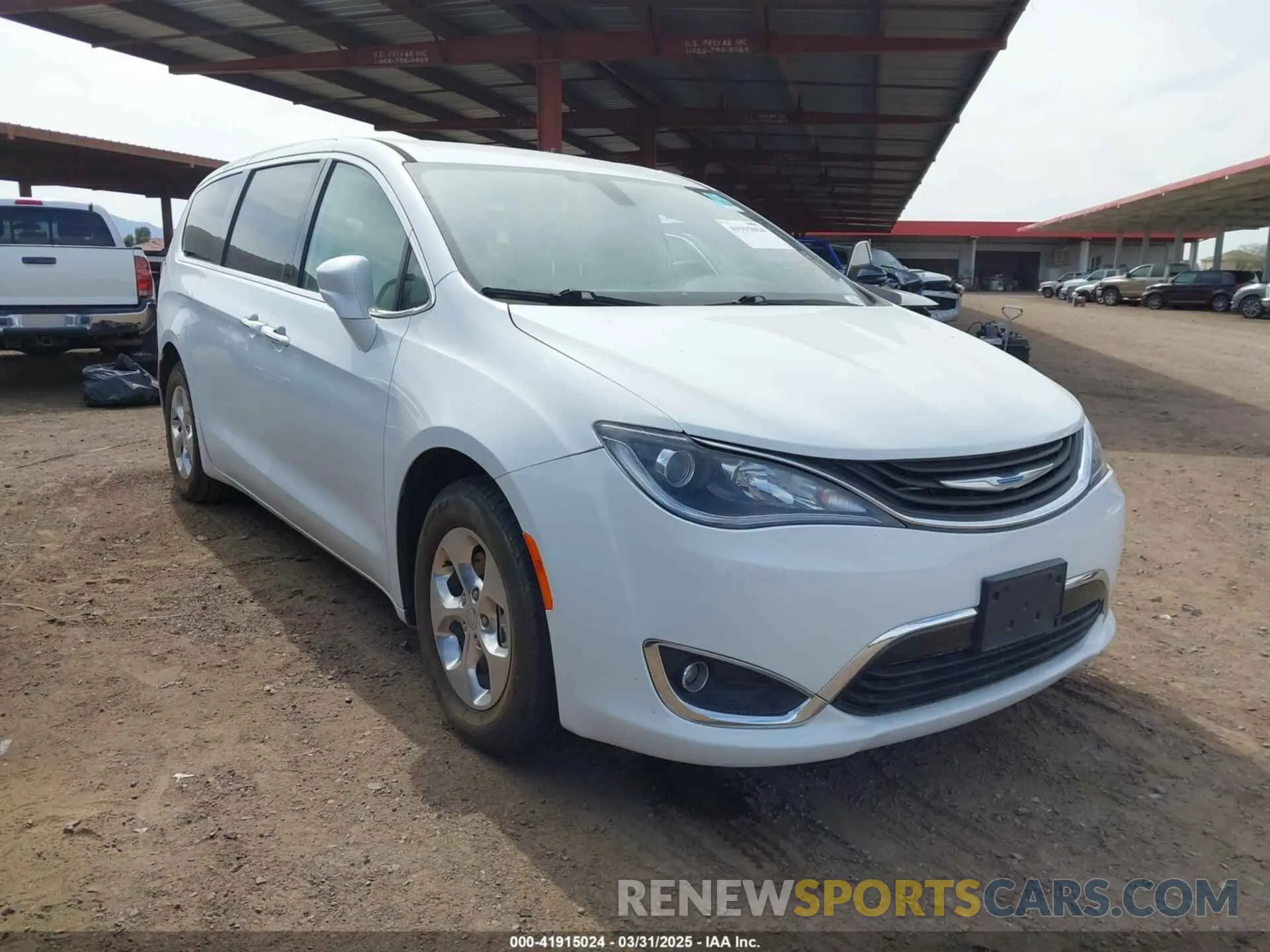 1 fotografías del automóvil dañado 2C4RC1H79KR655708 CHRYSLER PACIFICA HYBRID 2019