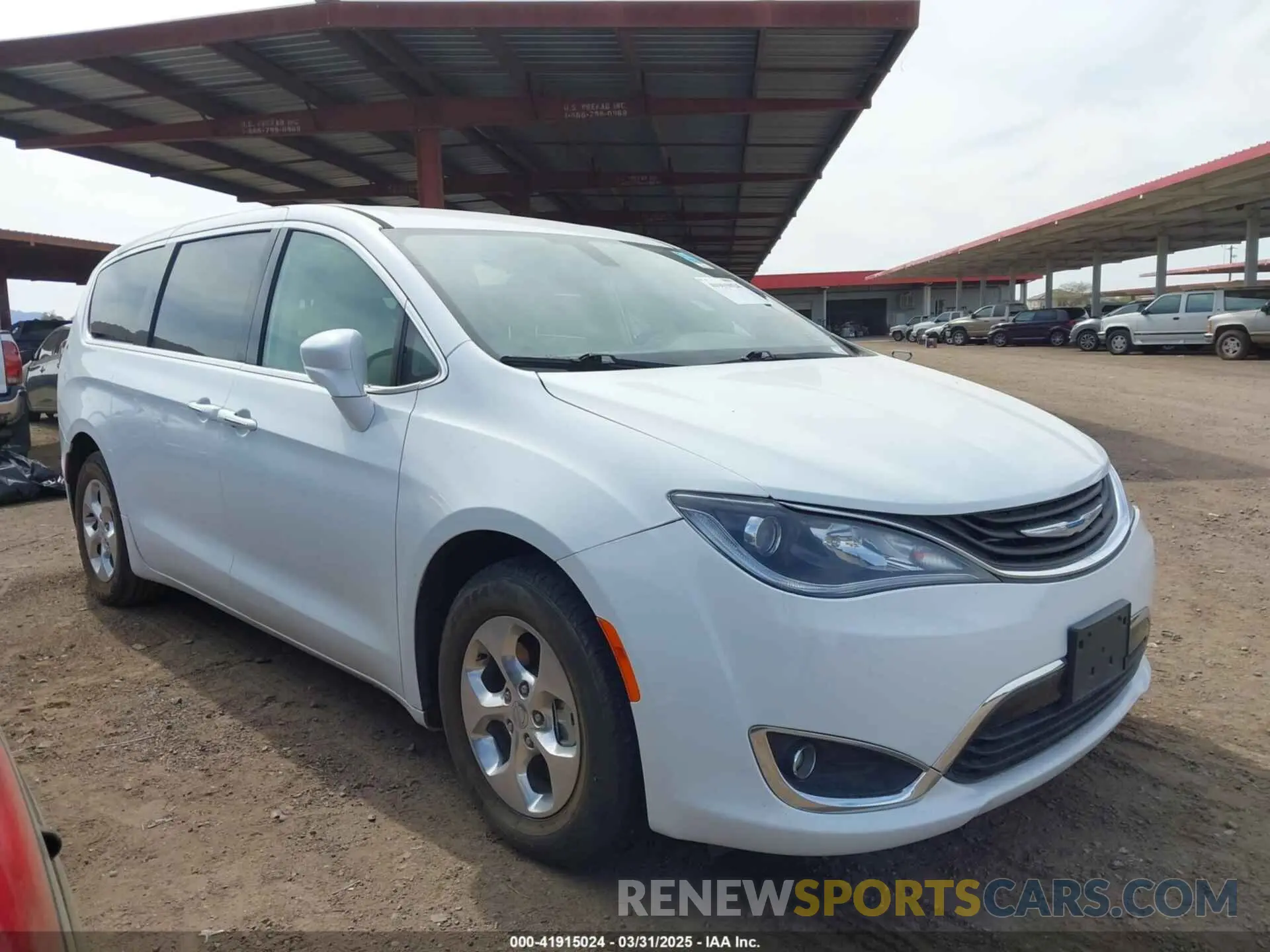 13 fotografías del automóvil dañado 2C4RC1H79KR655708 CHRYSLER PACIFICA HYBRID 2019