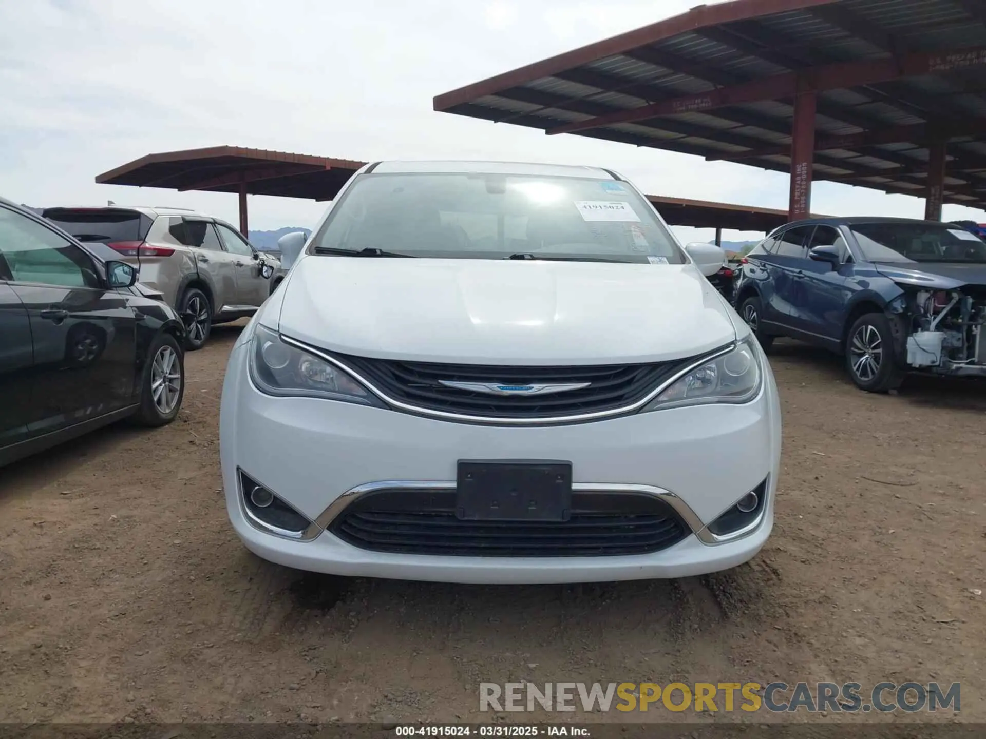 6 fotografías del automóvil dañado 2C4RC1H79KR655708 CHRYSLER PACIFICA HYBRID 2019