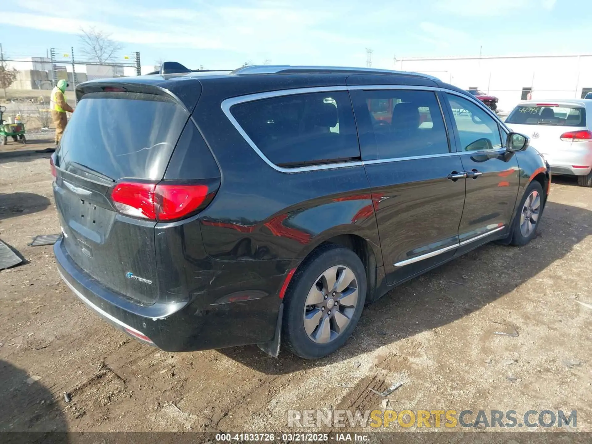 4 fotografías del automóvil dañado 2C4RC1N75KR500240 CHRYSLER PACIFICA HYBRID 2019