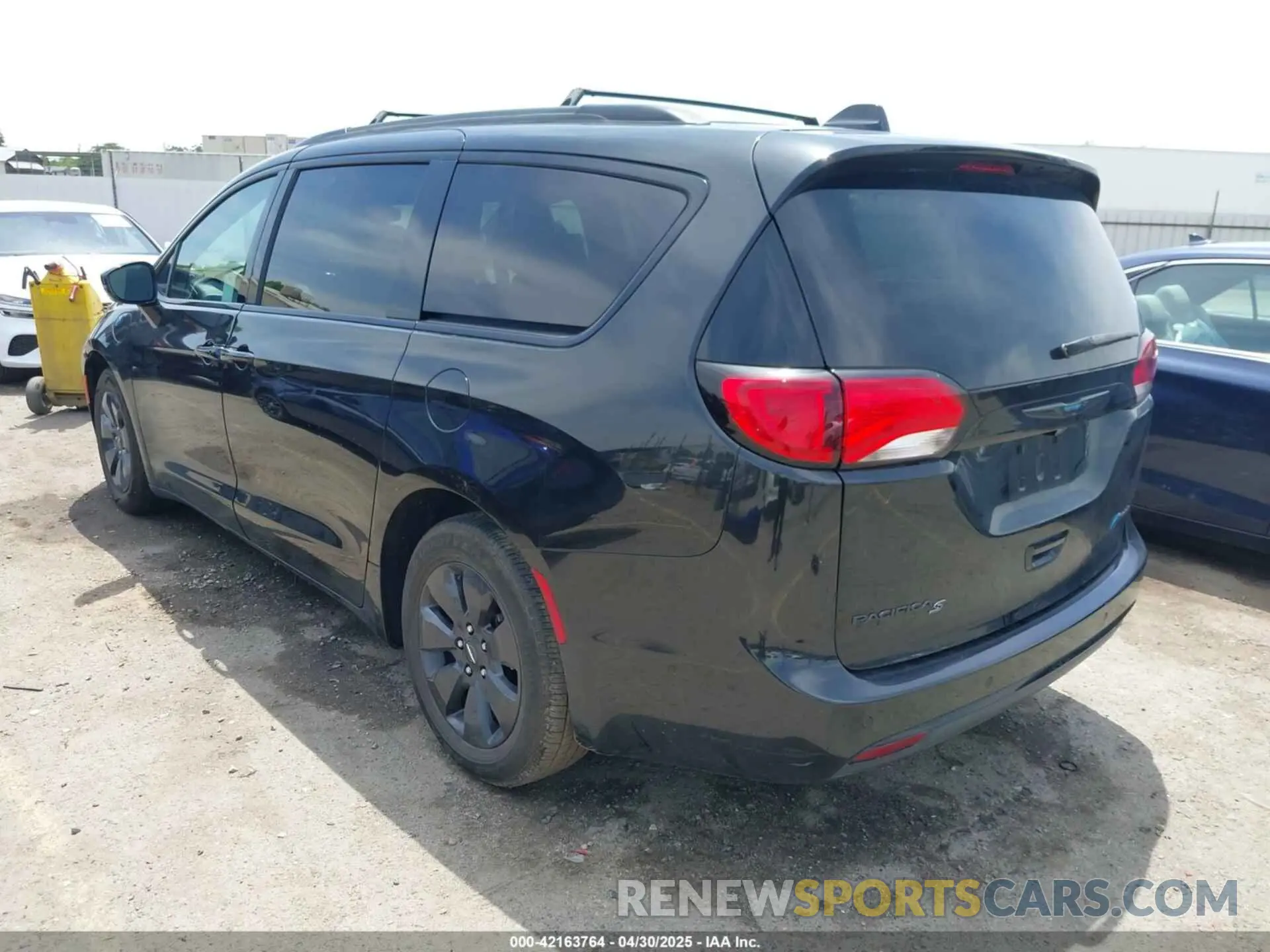3 fotografías del automóvil dañado 2C4RC1N70LR199426 CHRYSLER PACIFICA HYBRID 2020