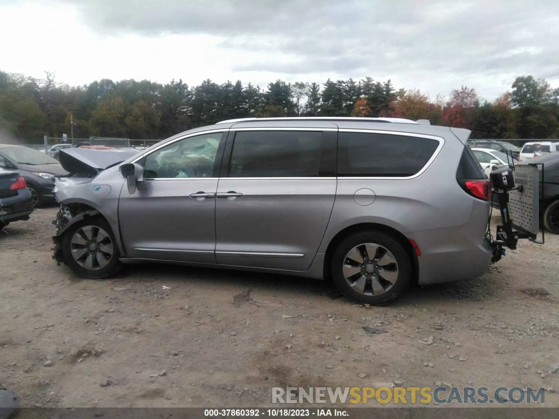 13 fotografías del automóvil dañado 2C4RC1N75LR242500 CHRYSLER PACIFICA HYBRID 2020