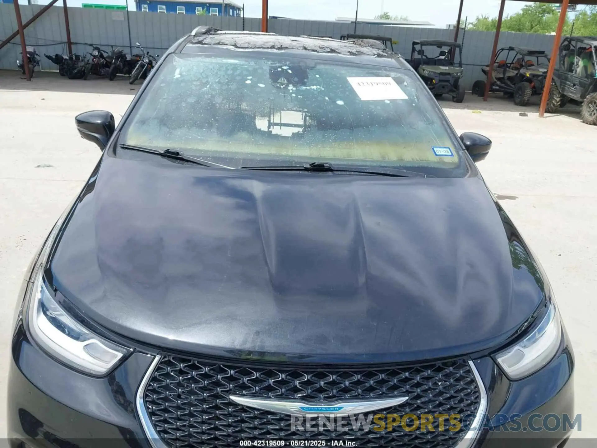 14 fotografías del automóvil dañado 2C4RC1L70MR522460 CHRYSLER PACIFICA HYBRID 2021