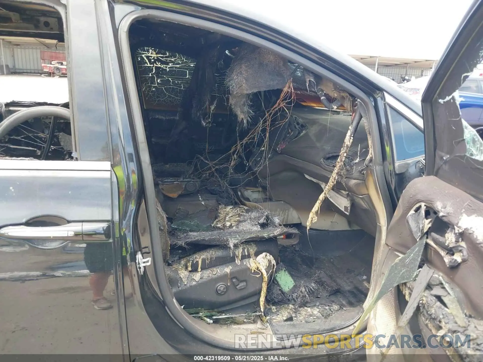 5 fotografías del automóvil dañado 2C4RC1L70MR522460 CHRYSLER PACIFICA HYBRID 2021