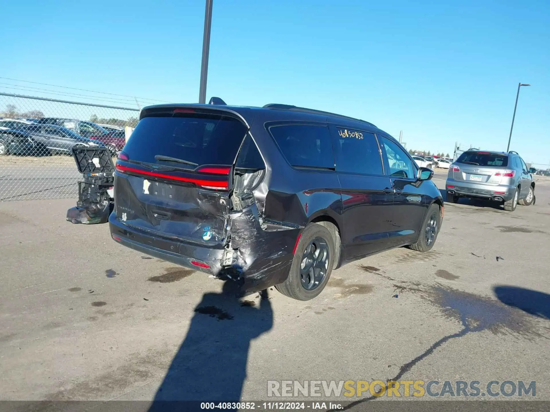 4 fotografías del automóvil dañado 2C4RC1L71MR550610 CHRYSLER PACIFICA HYBRID 2021