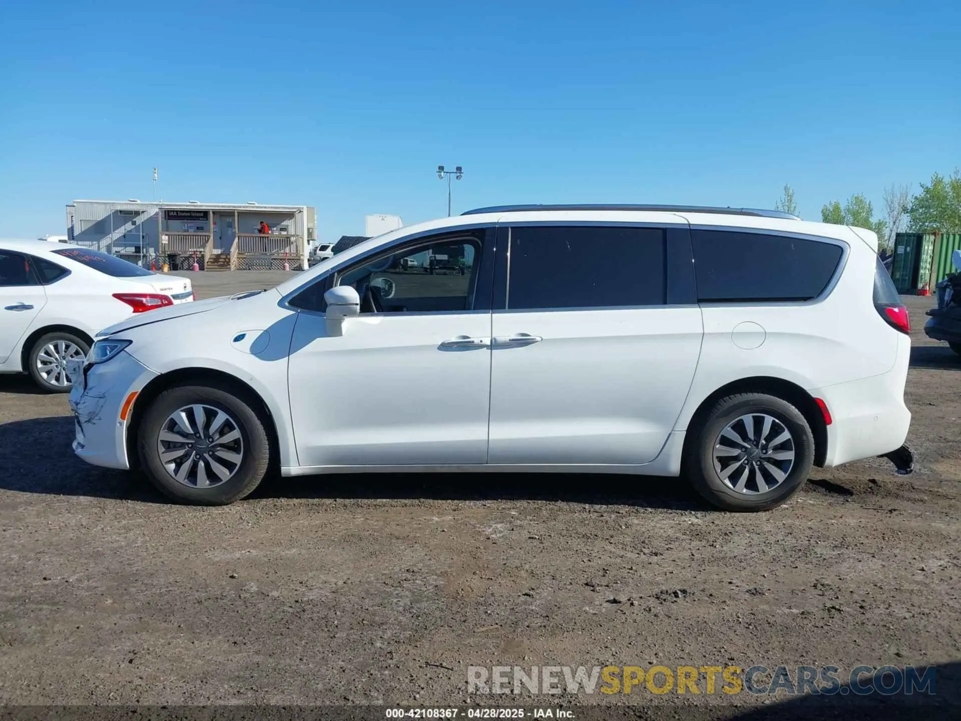 14 fotografías del automóvil dañado 2C4RC1L72MR599542 CHRYSLER PACIFICA HYBRID 2021