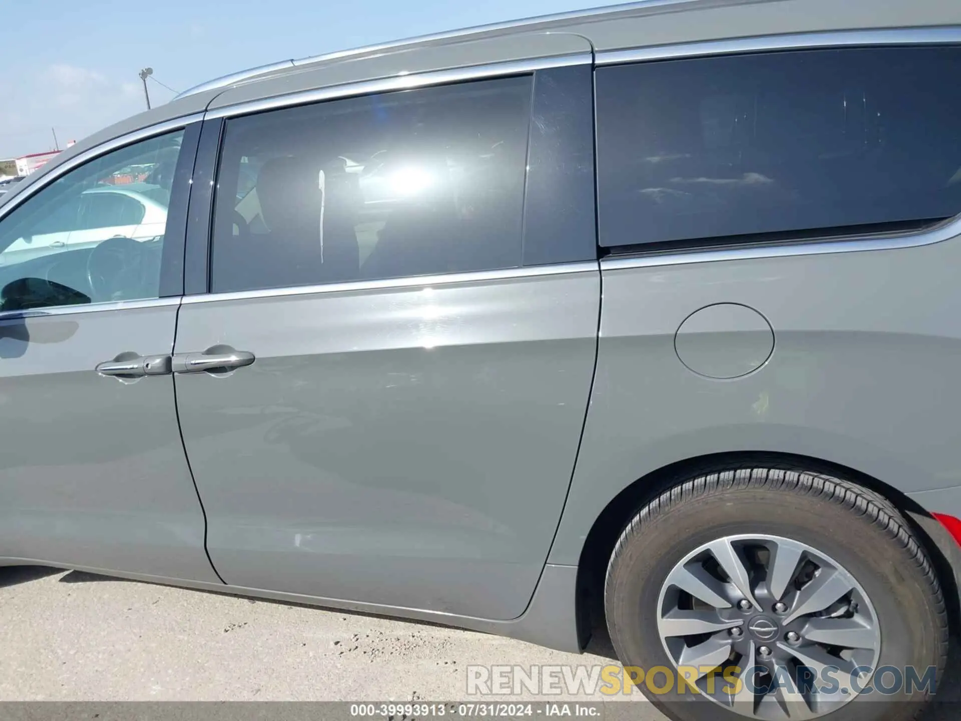 14 fotografías del automóvil dañado 2C4RC1L78MR596371 CHRYSLER PACIFICA HYBRID 2021
