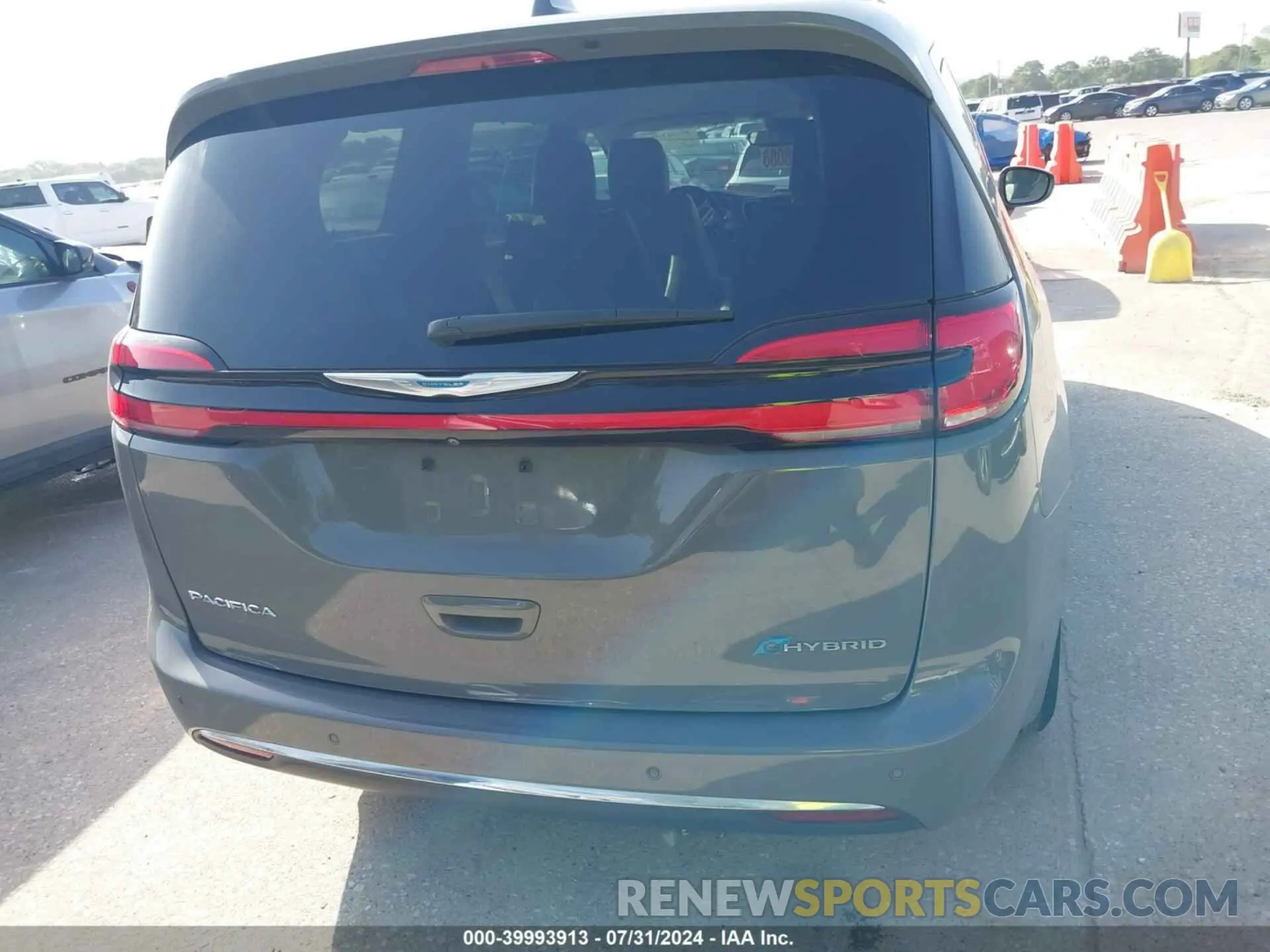 16 fotografías del automóvil dañado 2C4RC1L78MR596371 CHRYSLER PACIFICA HYBRID 2021