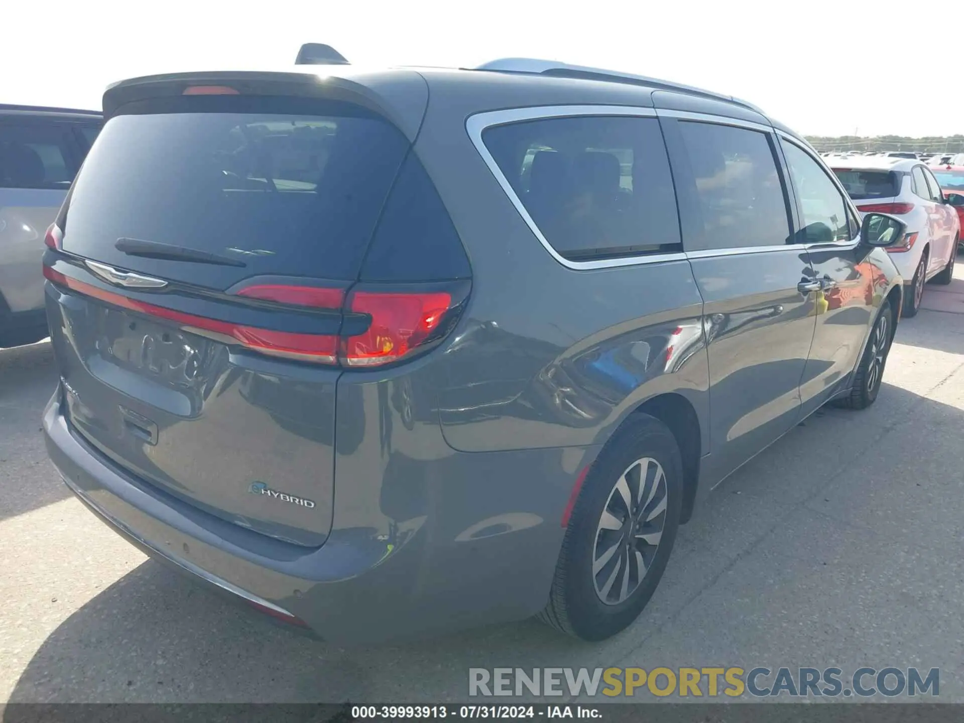 4 fotografías del automóvil dañado 2C4RC1L78MR596371 CHRYSLER PACIFICA HYBRID 2021
