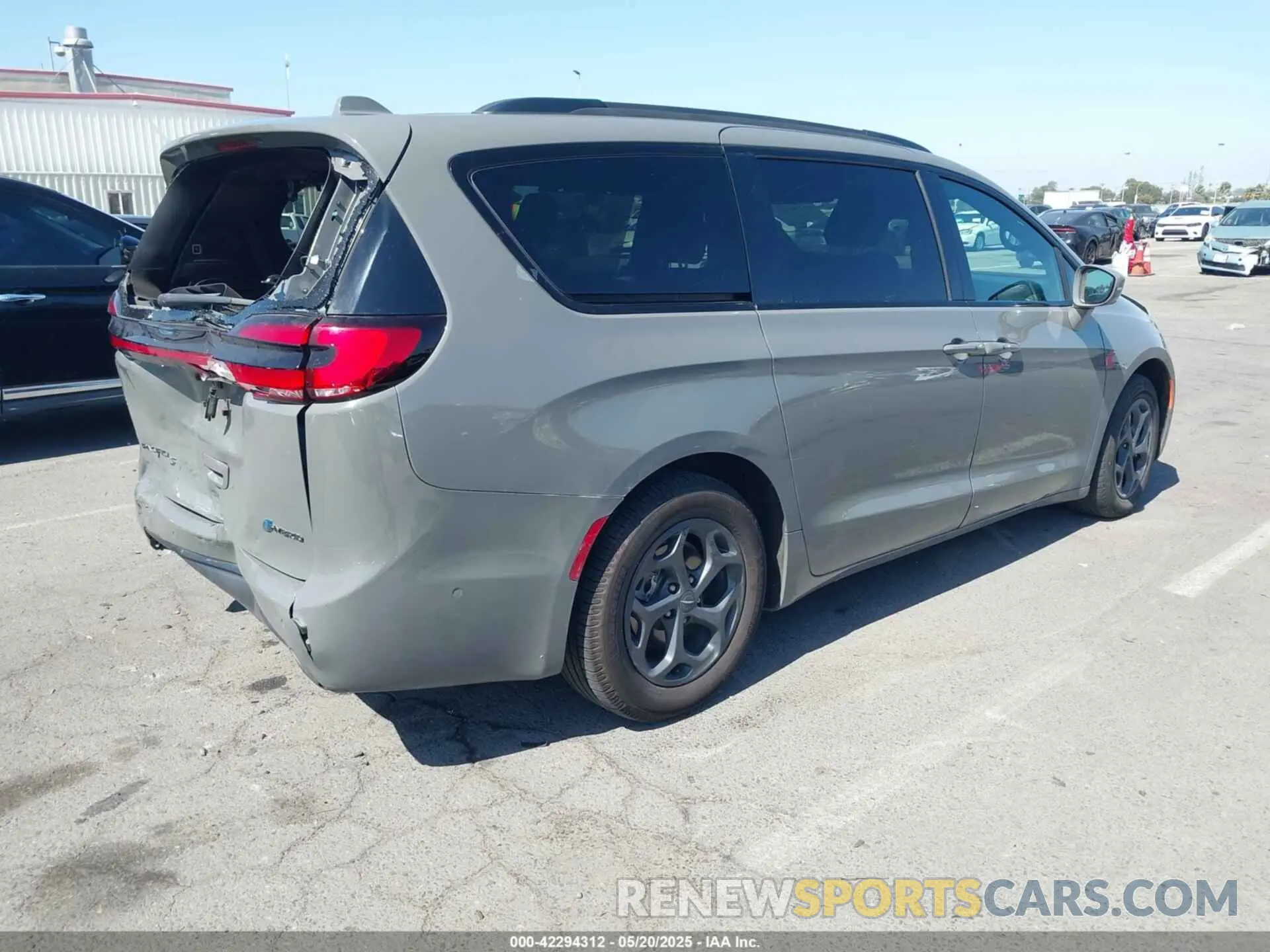 4 fotografías del automóvil dañado 2C4RC1S76MR544495 CHRYSLER PACIFICA HYBRID 2021