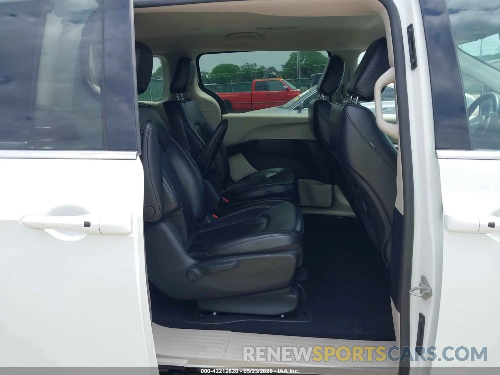 8 fotografías del automóvil dañado 2C4RC1L71NR164223 CHRYSLER PACIFICA HYBRID 2022