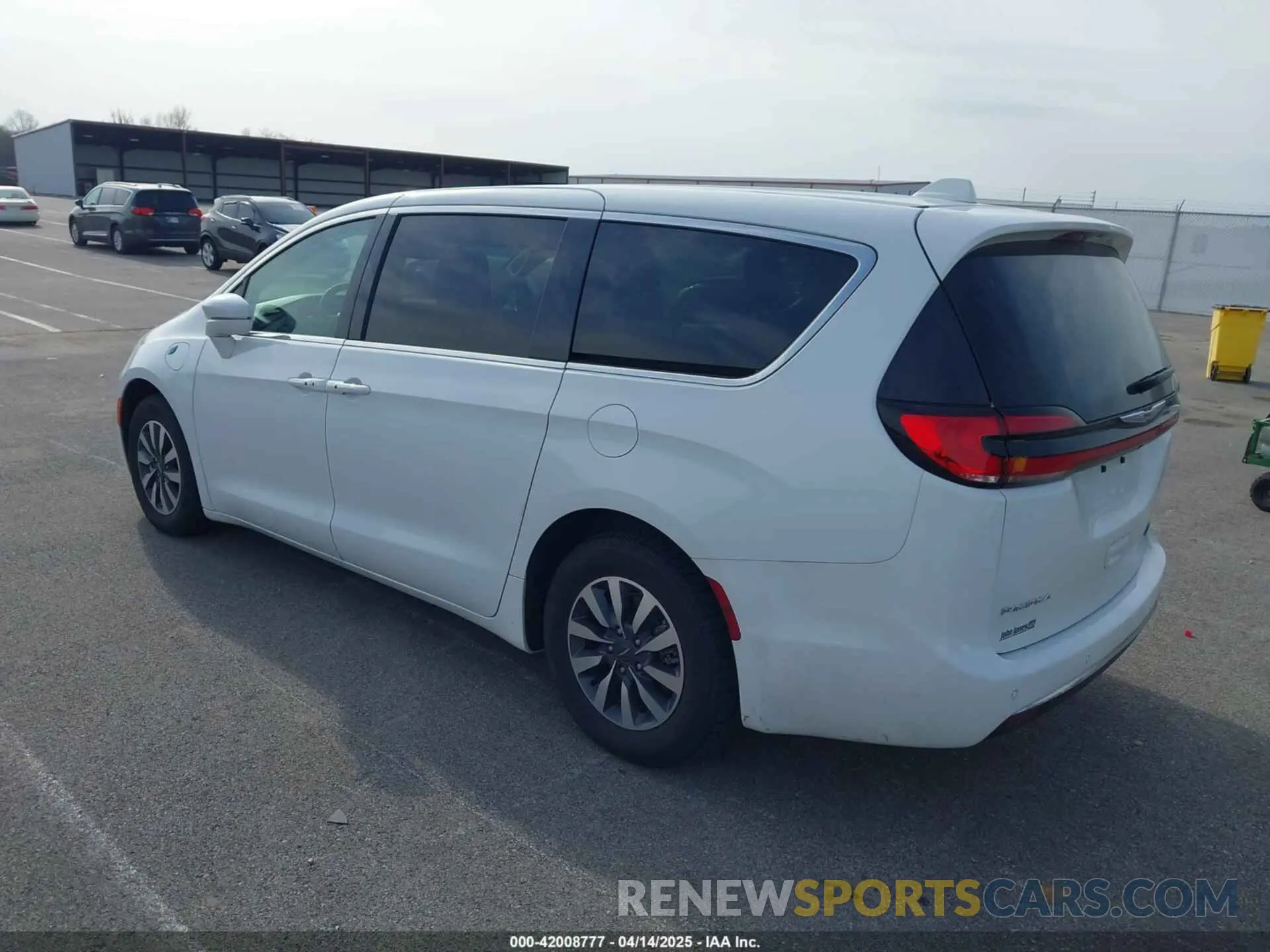 3 fotografías del automóvil dañado 2C4RC1L71NR173861 CHRYSLER PACIFICA HYBRID 2022